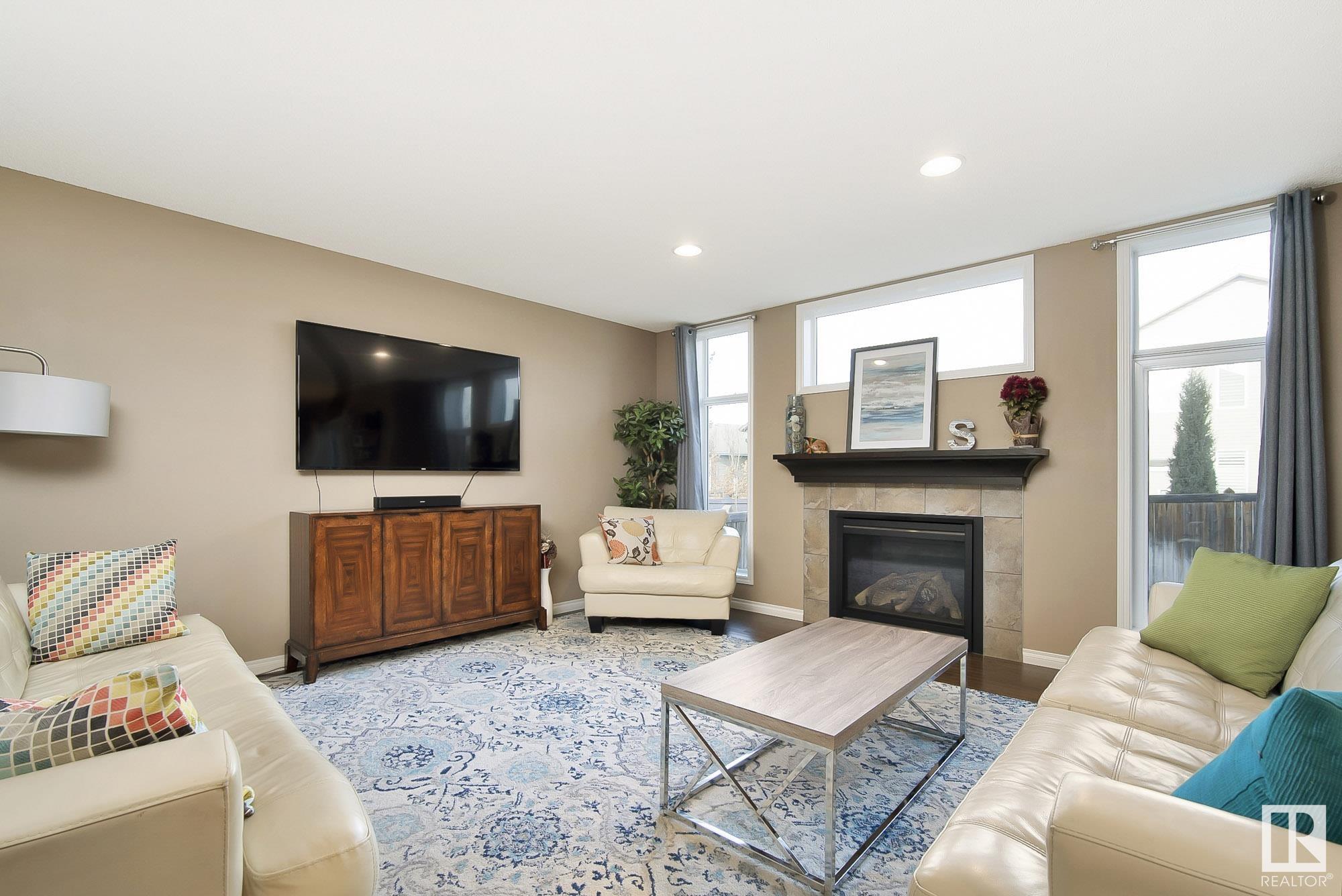 363 DAVENPORT Drive