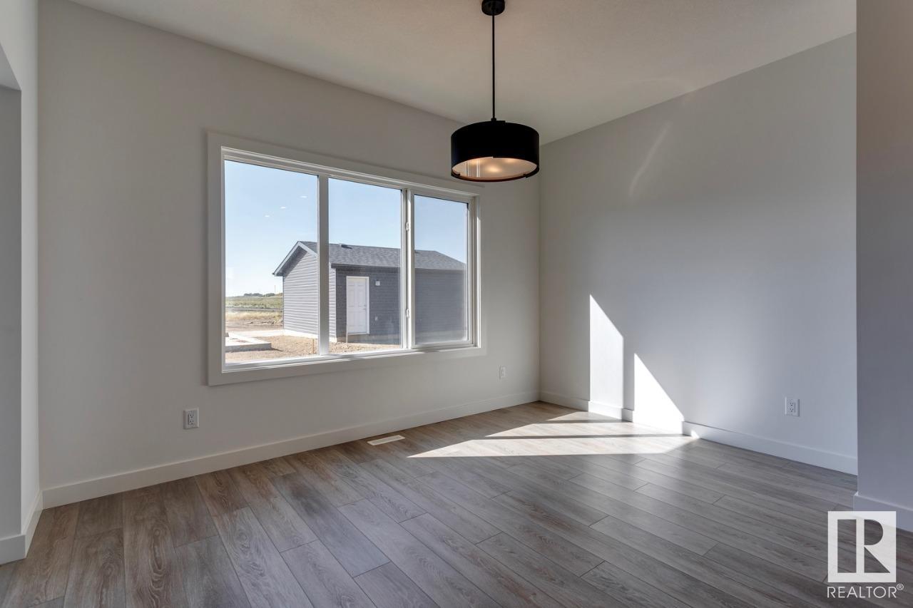 102 REDSPUR Drive