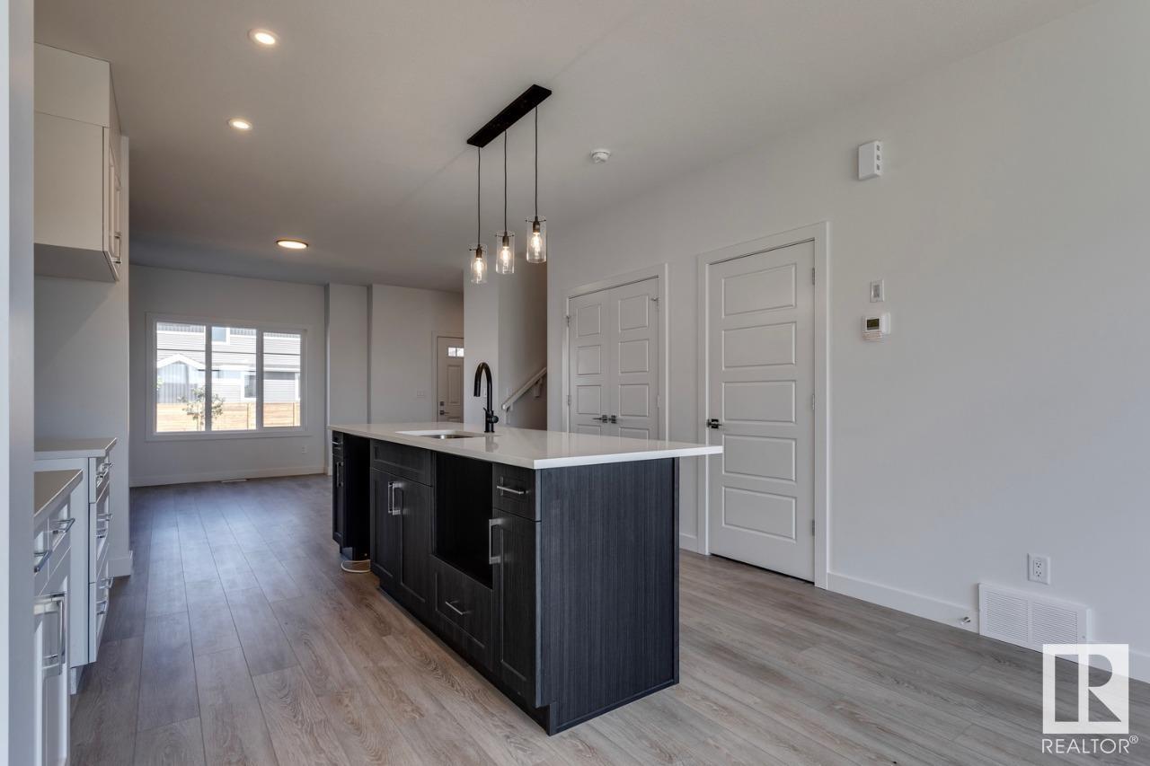 102 REDSPUR Drive