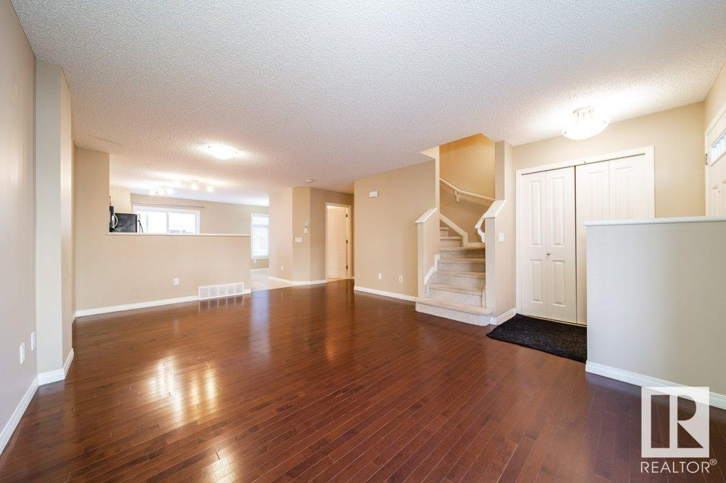 465 HEMINGWAY Road