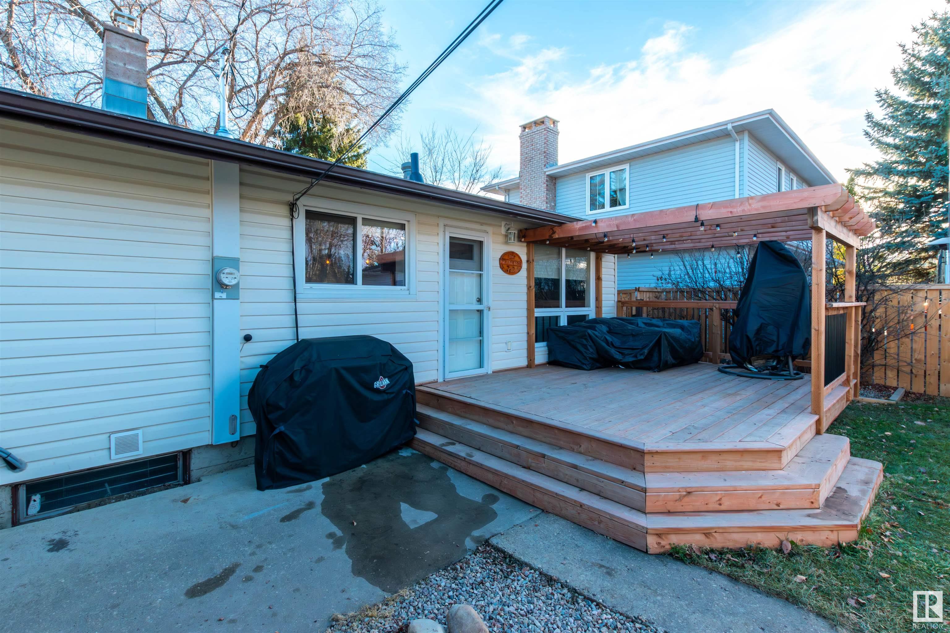 10718 63 Street
