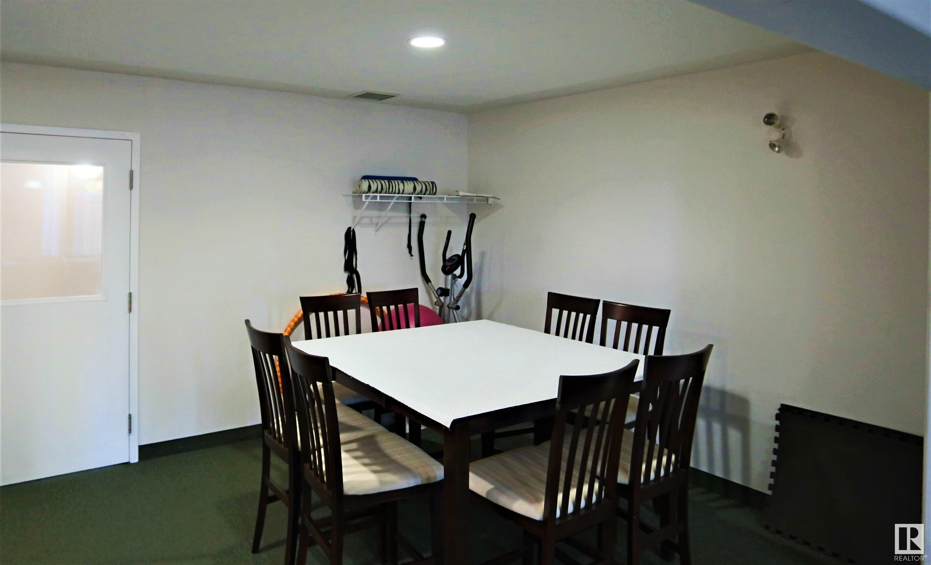7801 GOLF COURSE Road