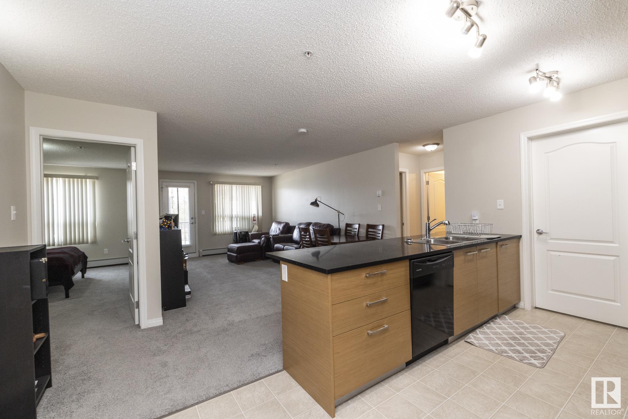 7343 South Terwillegar Drive