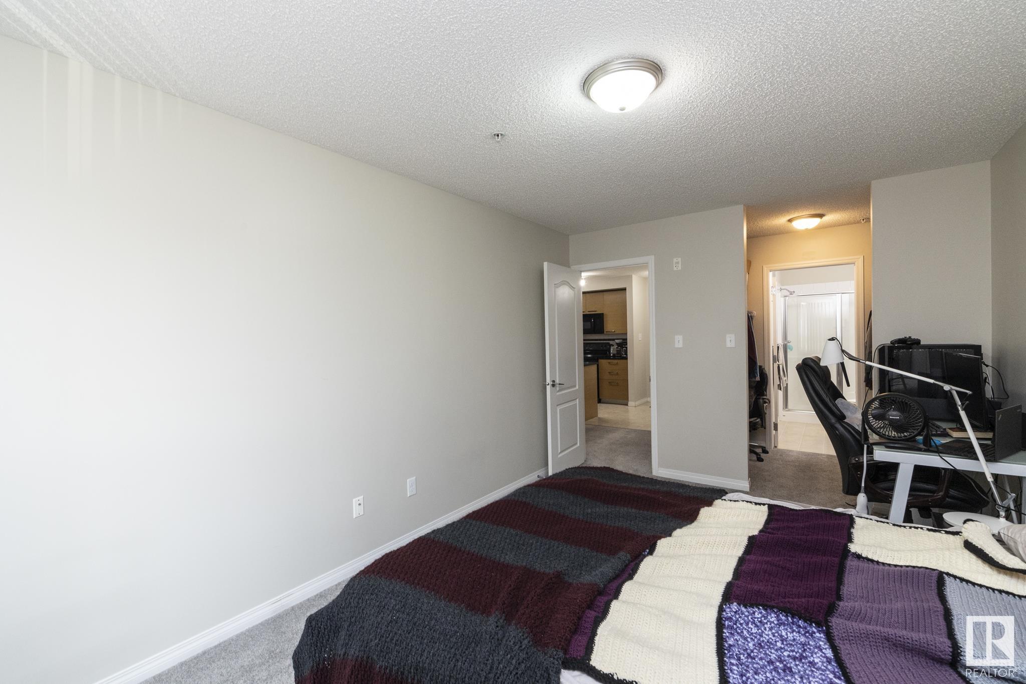 7343 South Terwillegar Drive