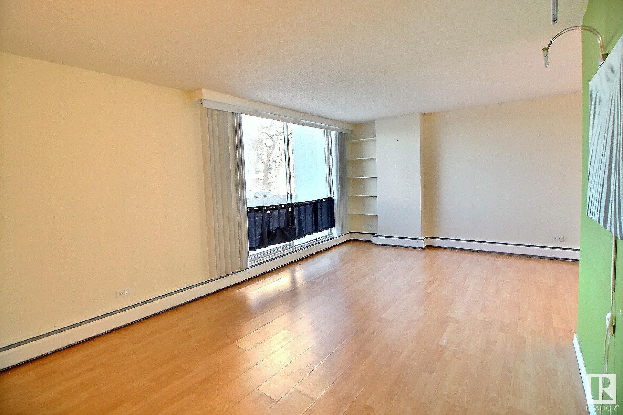 10883 Saskatchewan Drive
