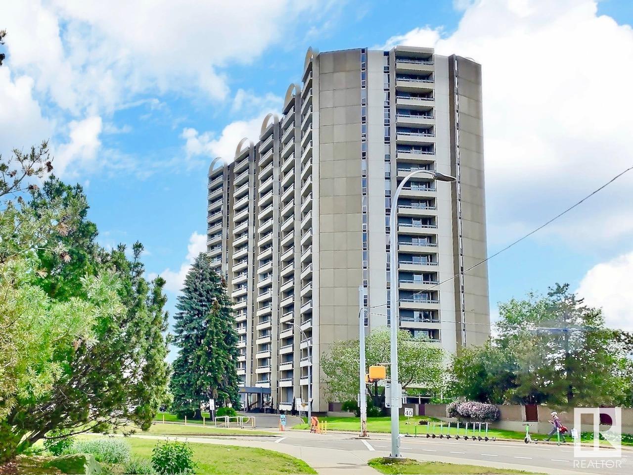 10883 Saskatchewan Drive