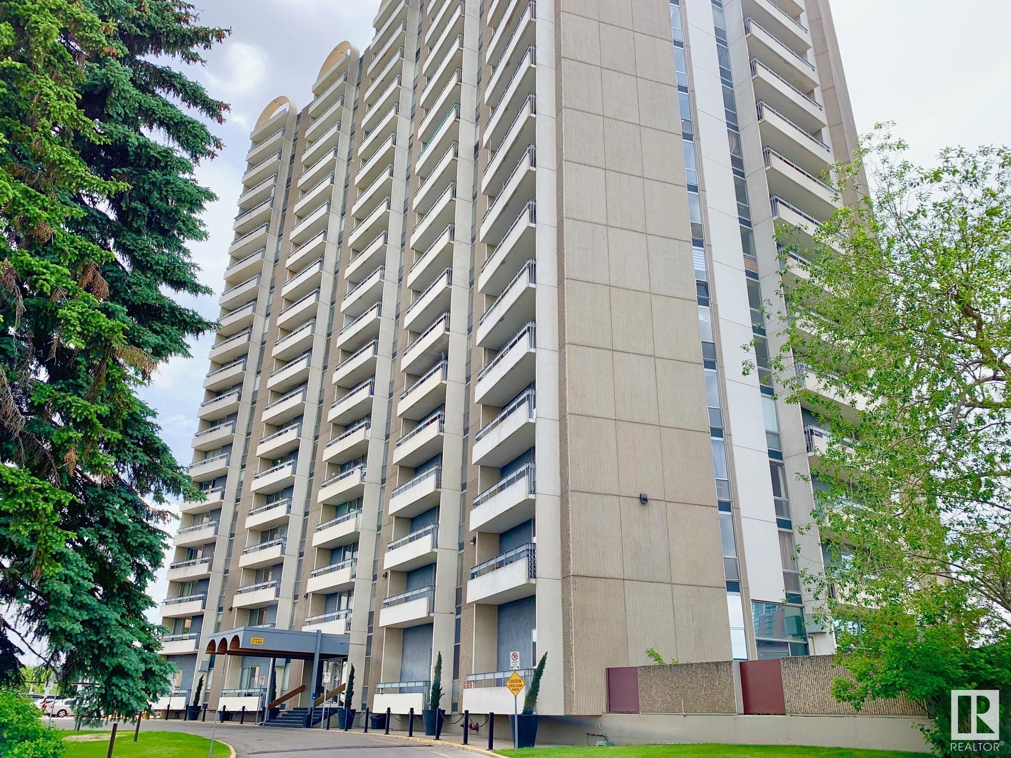 10883 Saskatchewan Drive