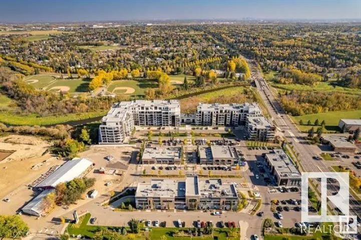 200 BELLEROSE Drive