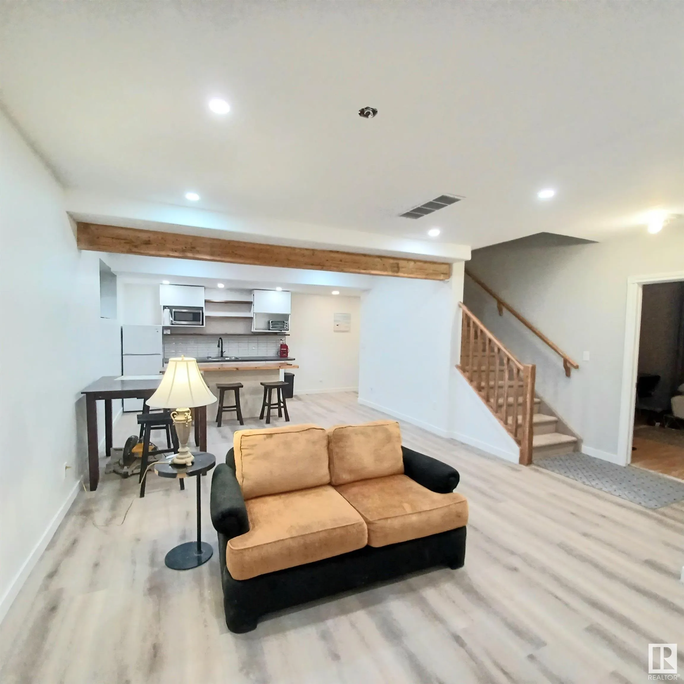 2036 TOWNE CENTRE Boulevard