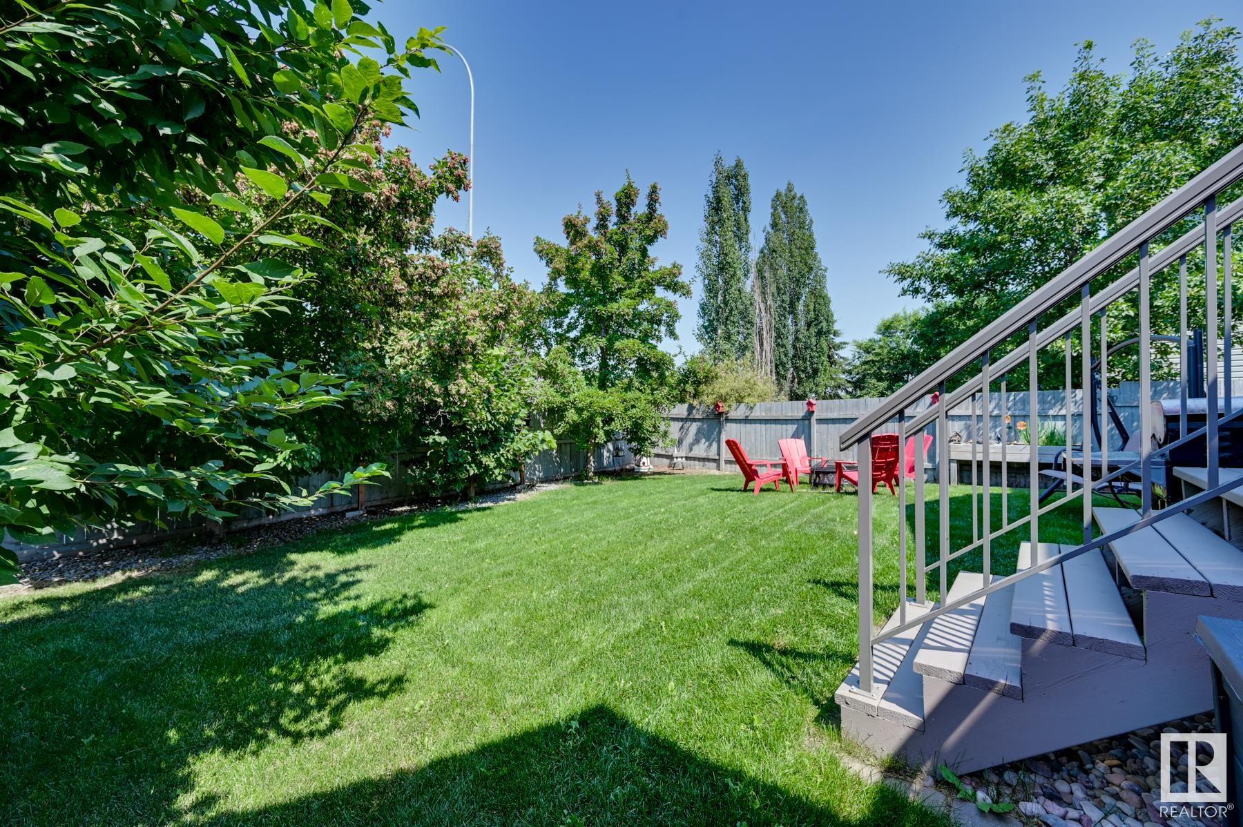 18 HILLCREST Point(e)
