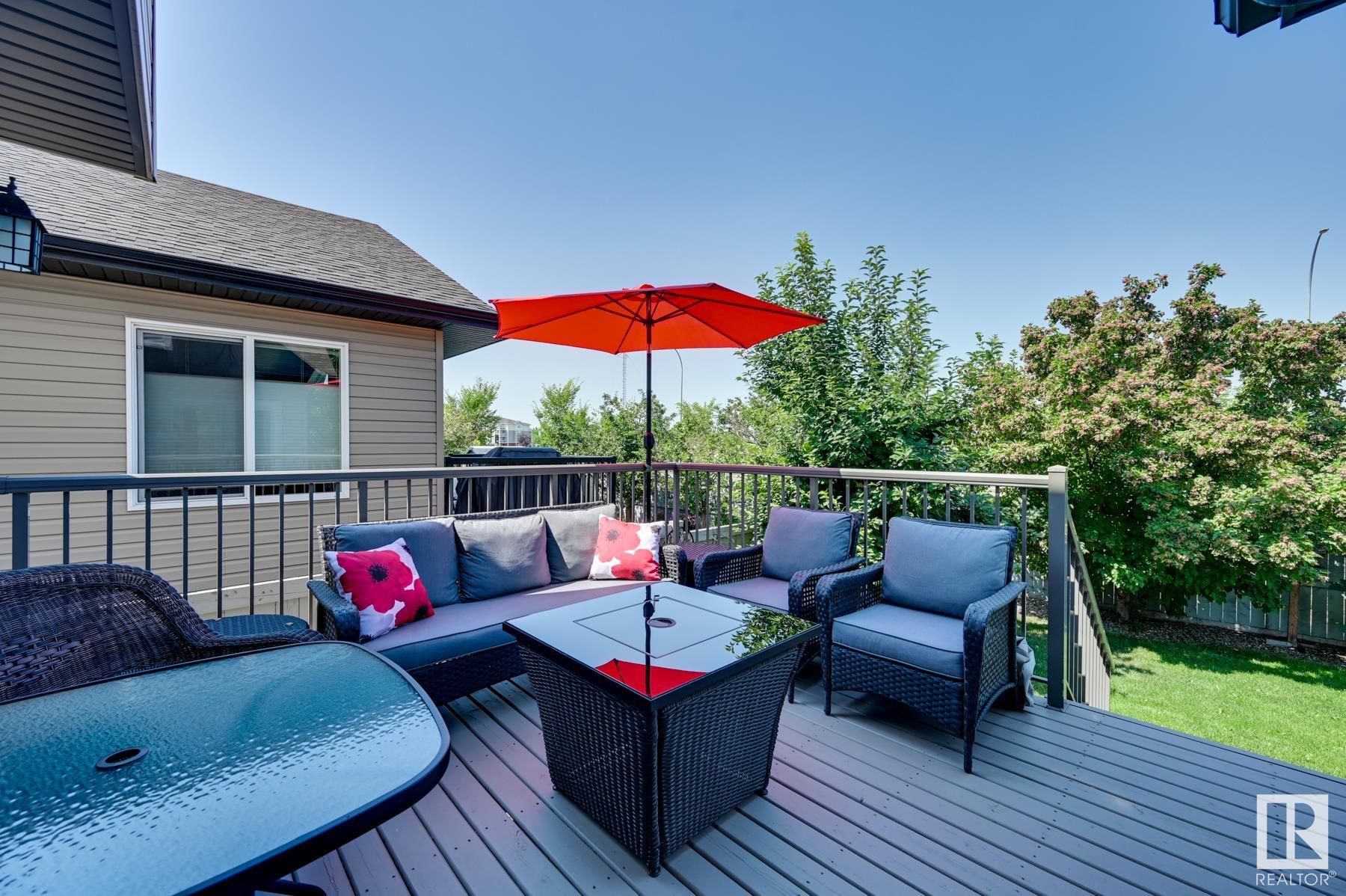 18 HILLCREST Point(e)