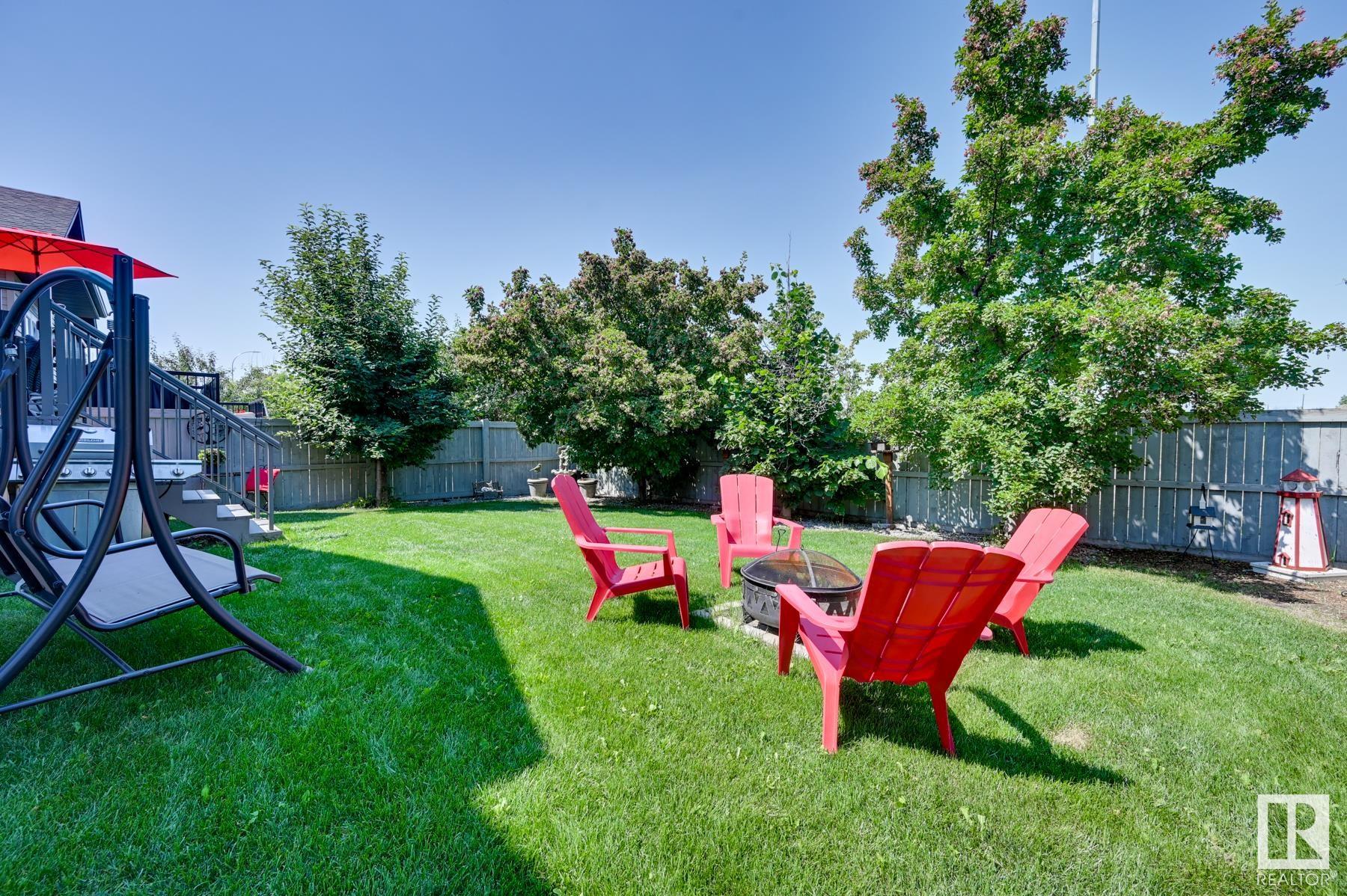 18 HILLCREST Point(e)