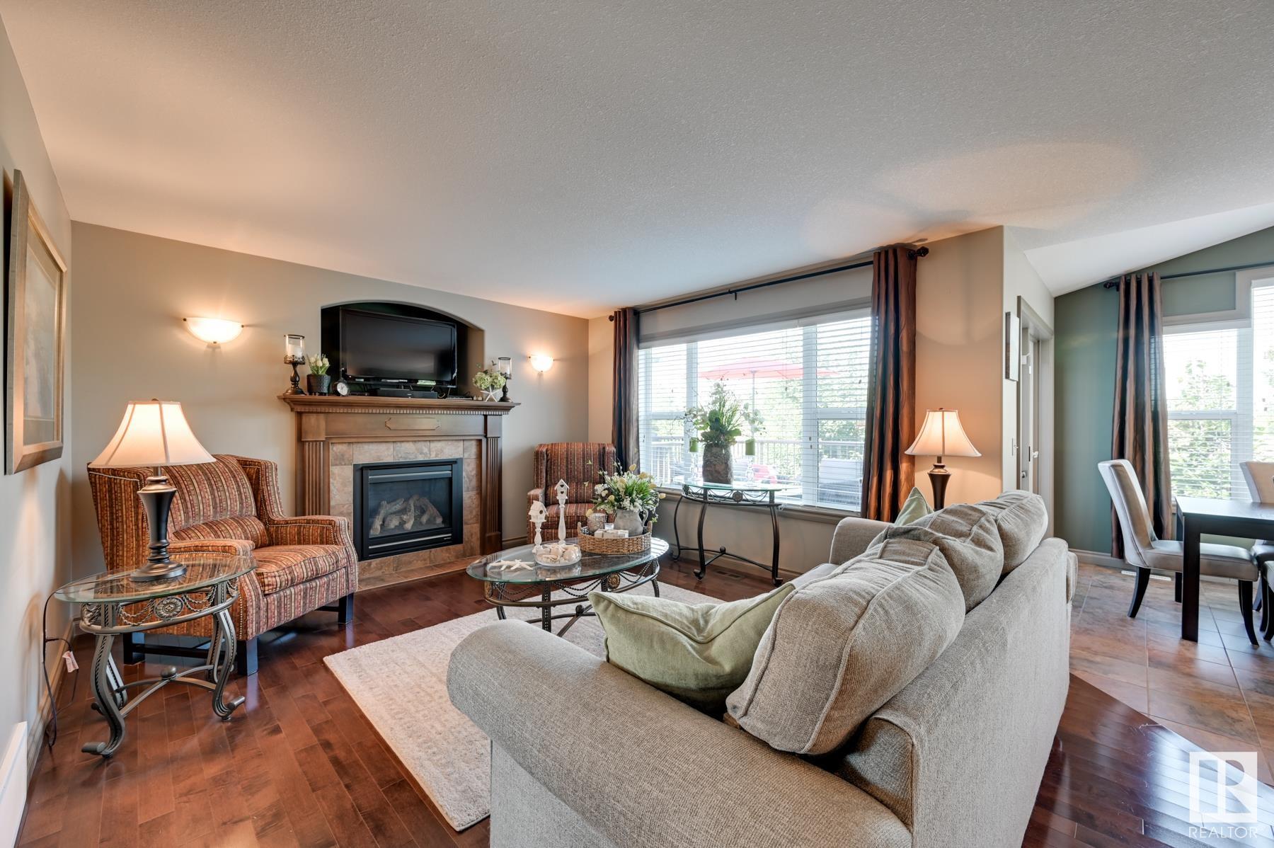 18 HILLCREST Point(e)