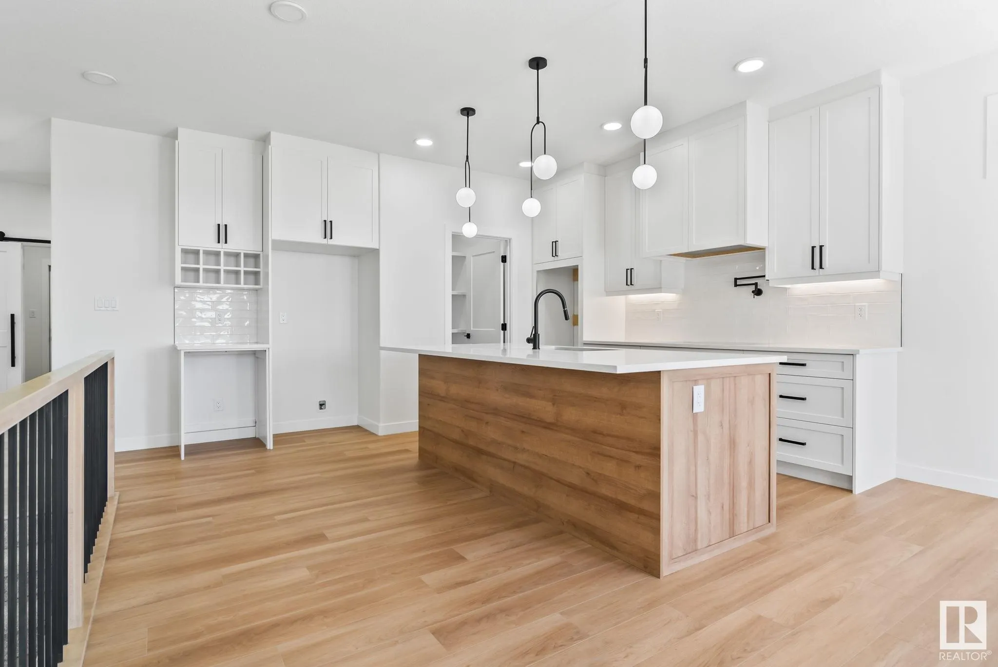 73 Edgefield Way