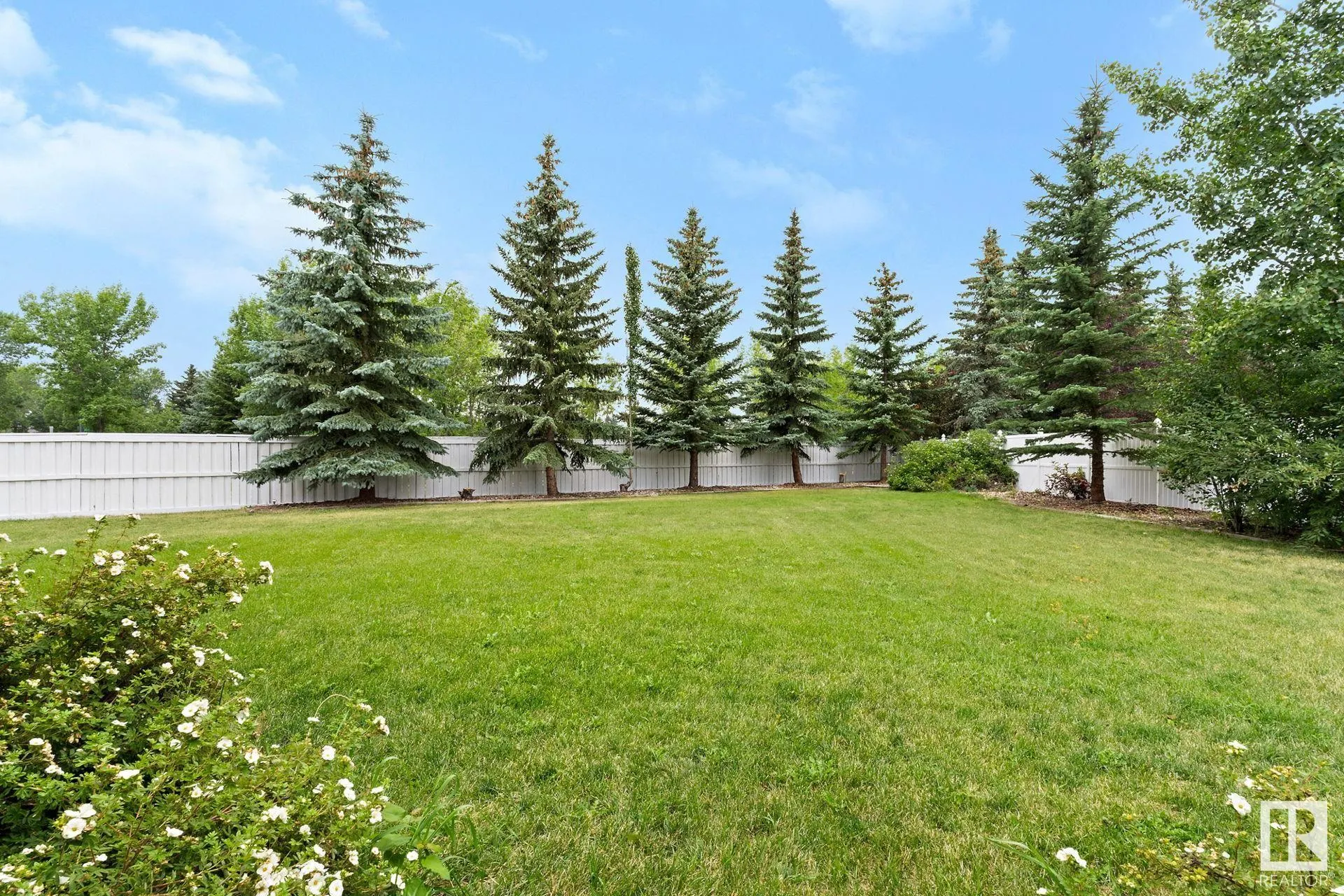 285 ESTATE Drive