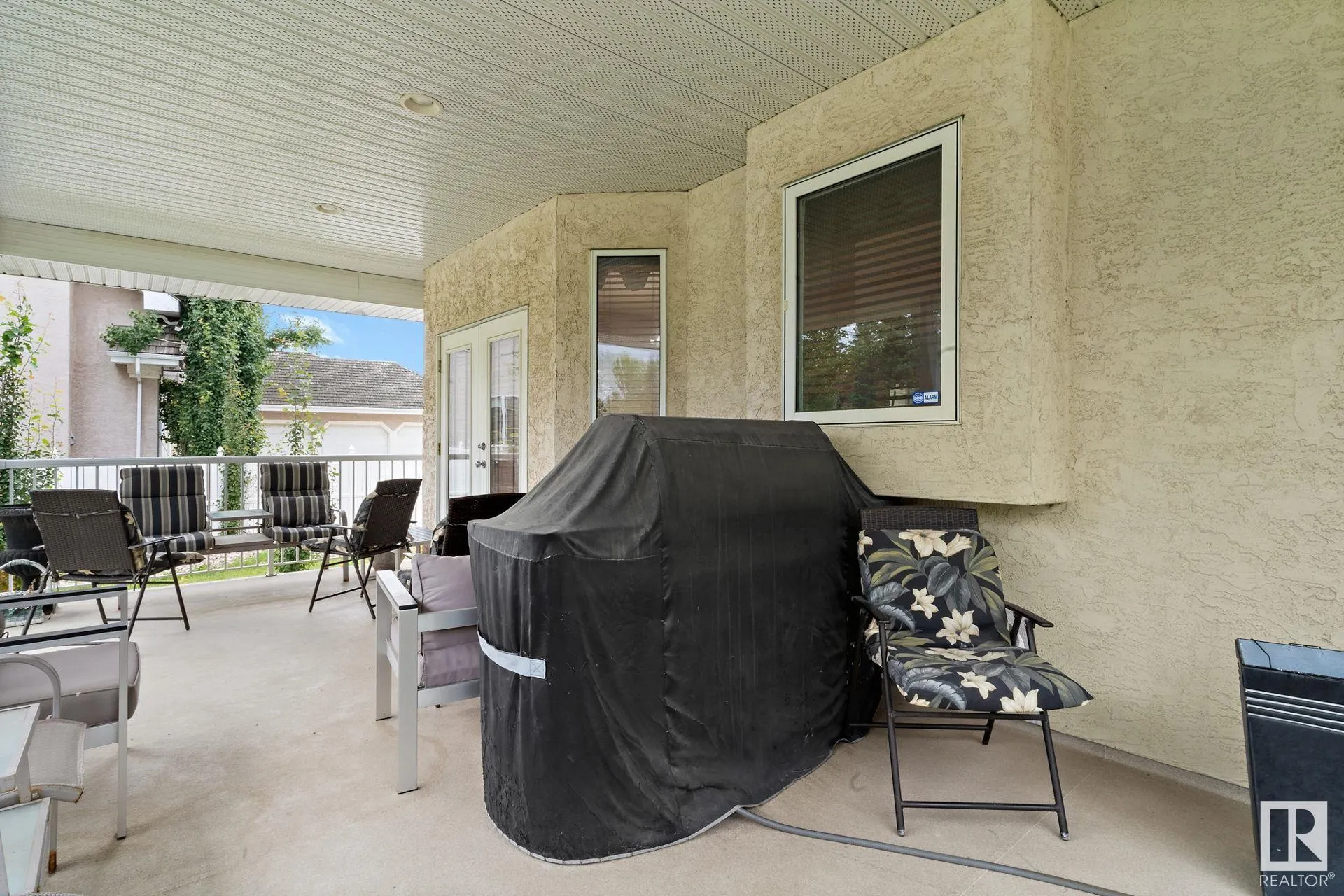 285 ESTATE Drive