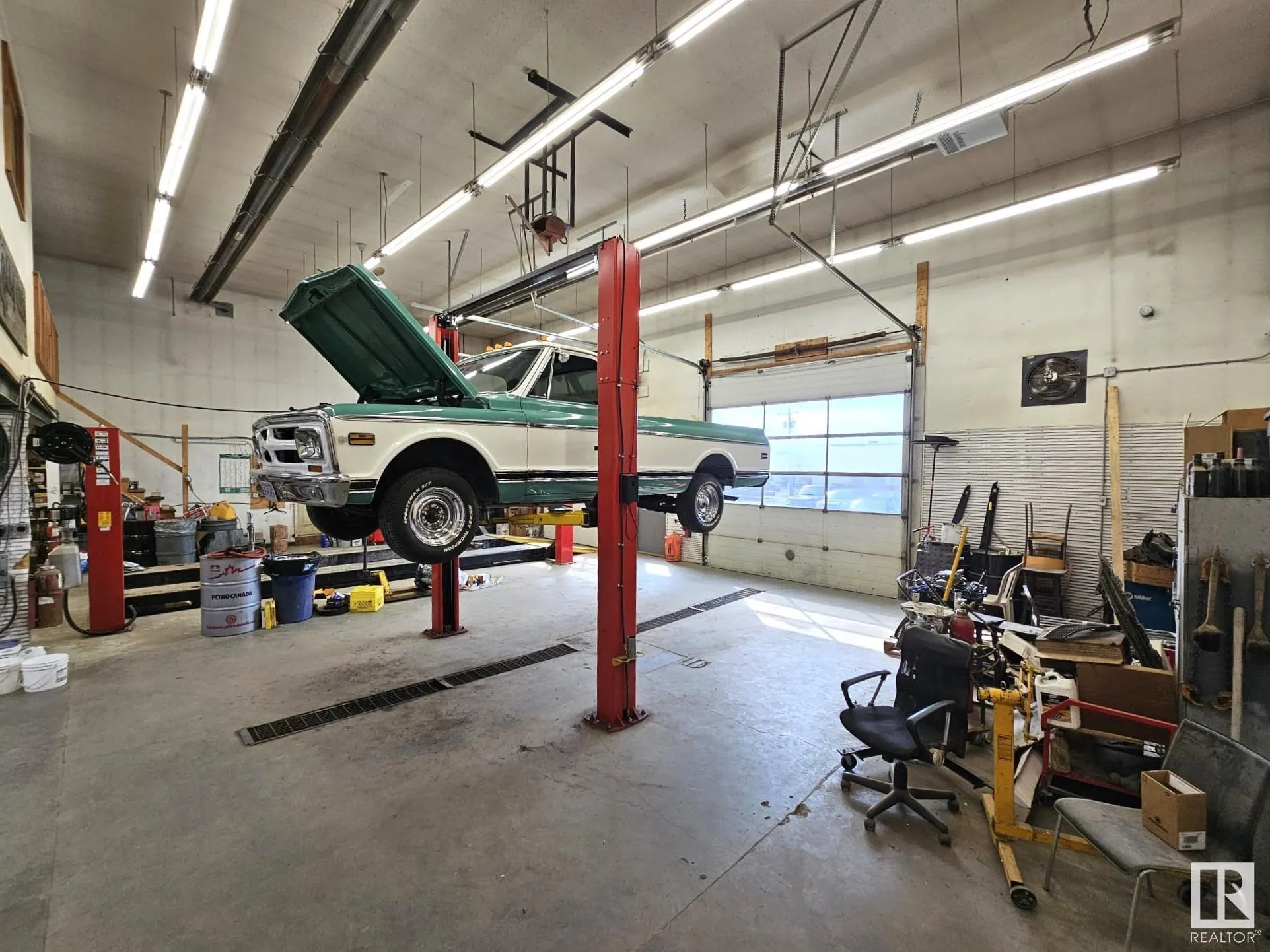 5441 Industrial Road