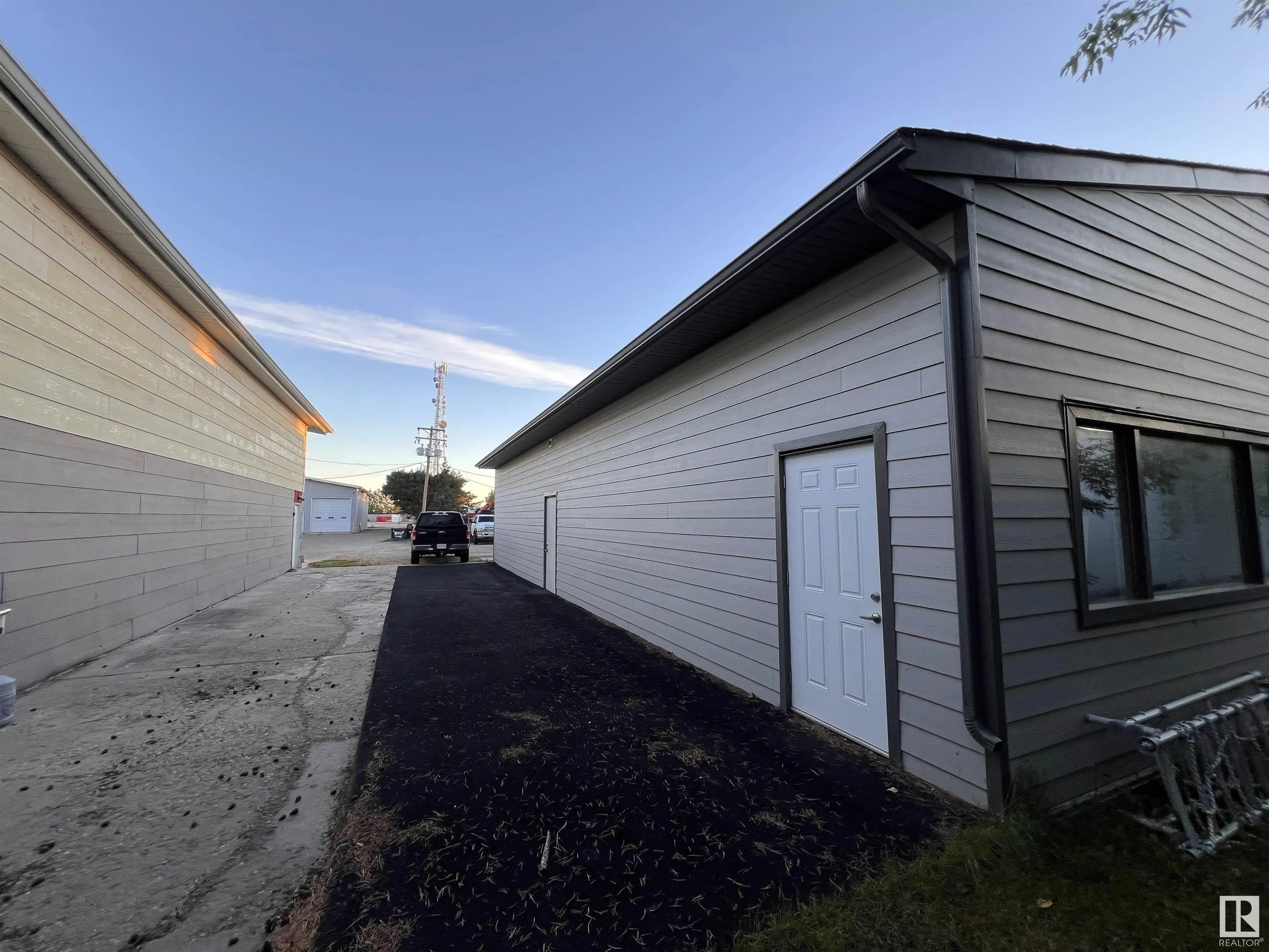 70 OSWALD Drive