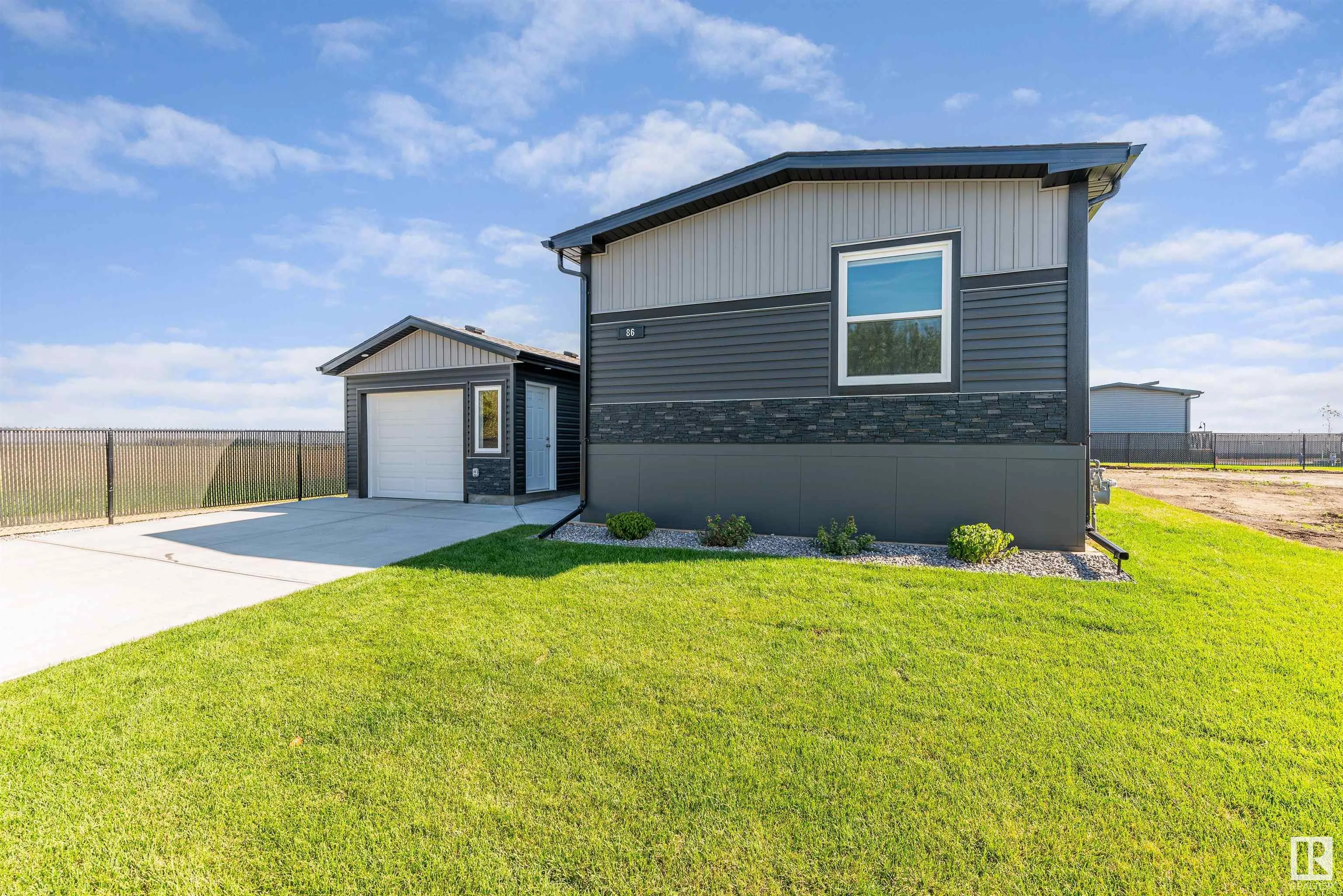 86 Meadowview Road
