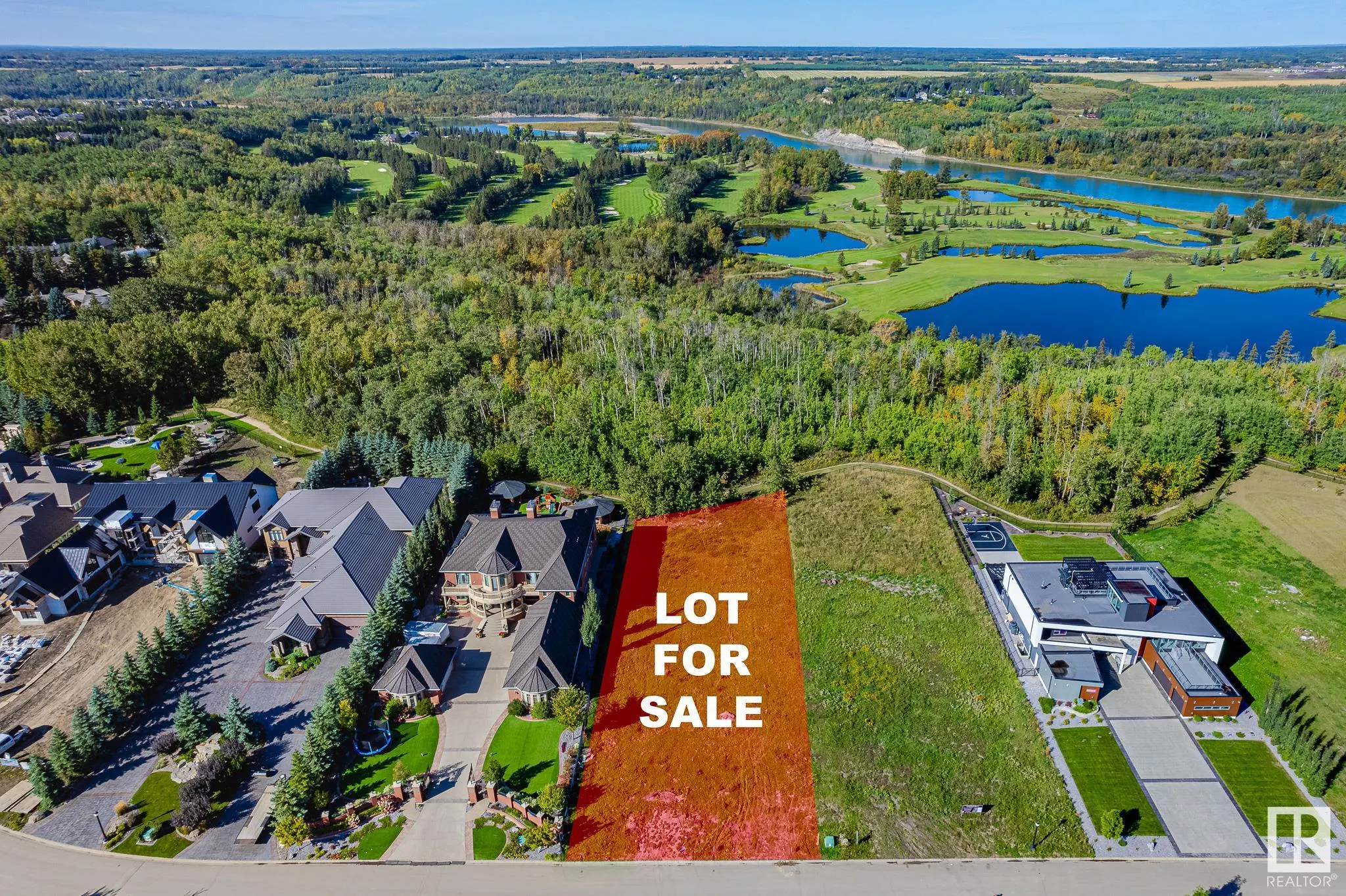 24 WINDERMERE Drive