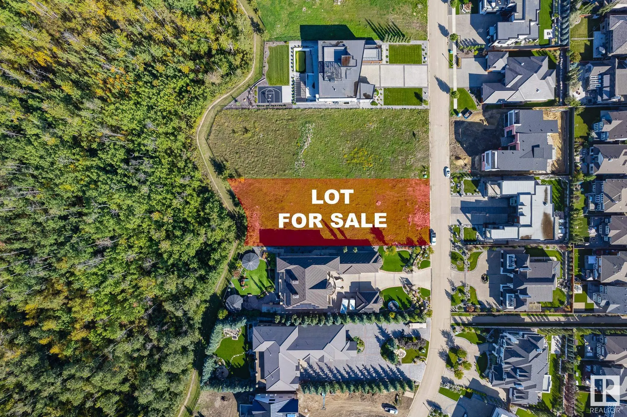 24 WINDERMERE Drive