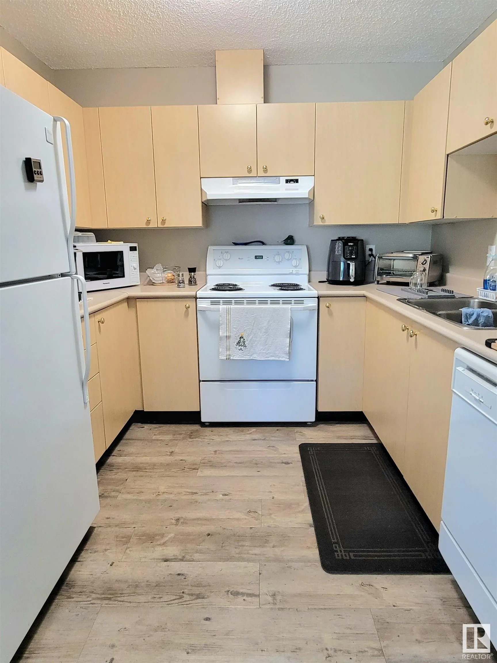 122 WESTPARK