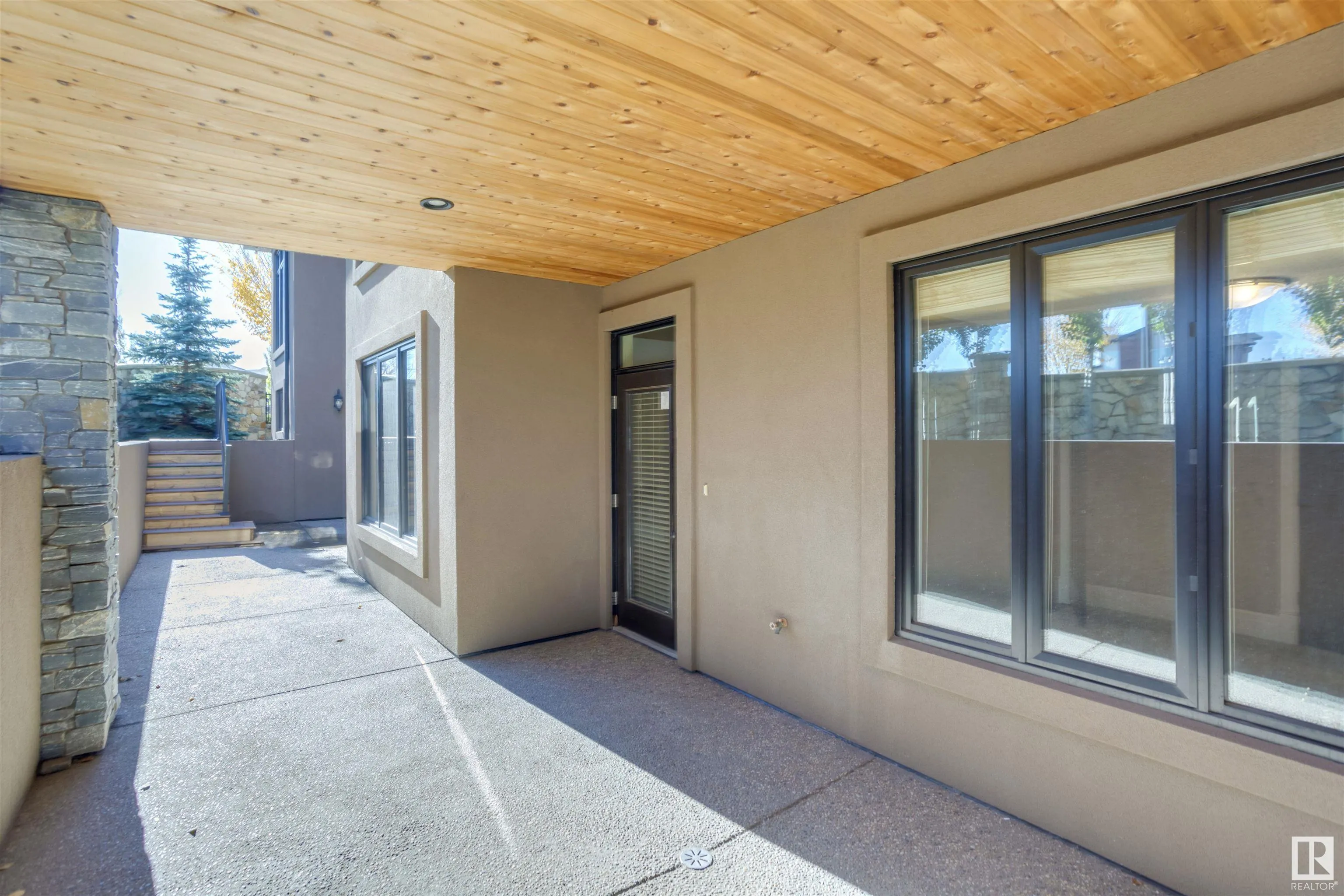 2807 WHEATON Drive
