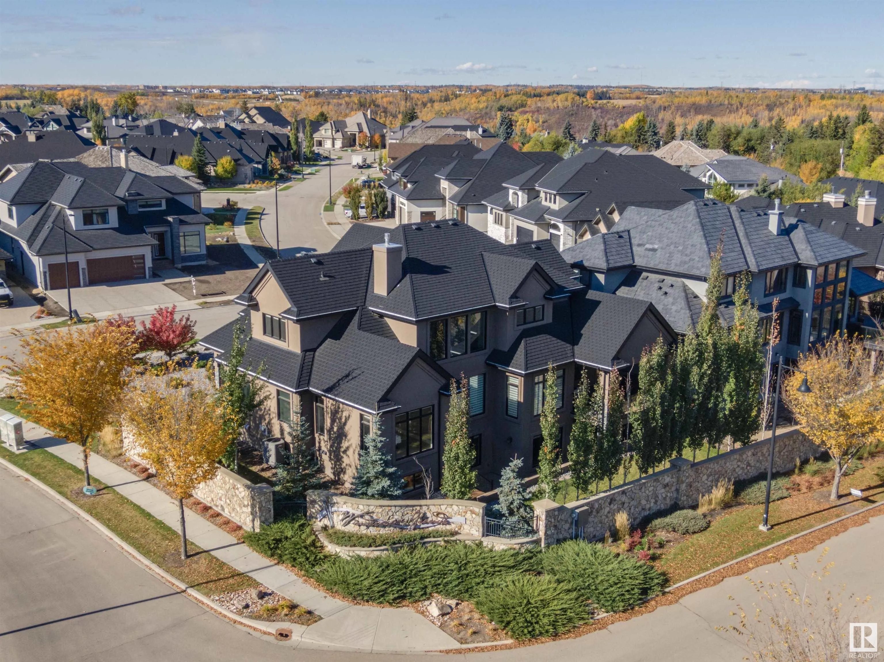 2807 WHEATON Drive