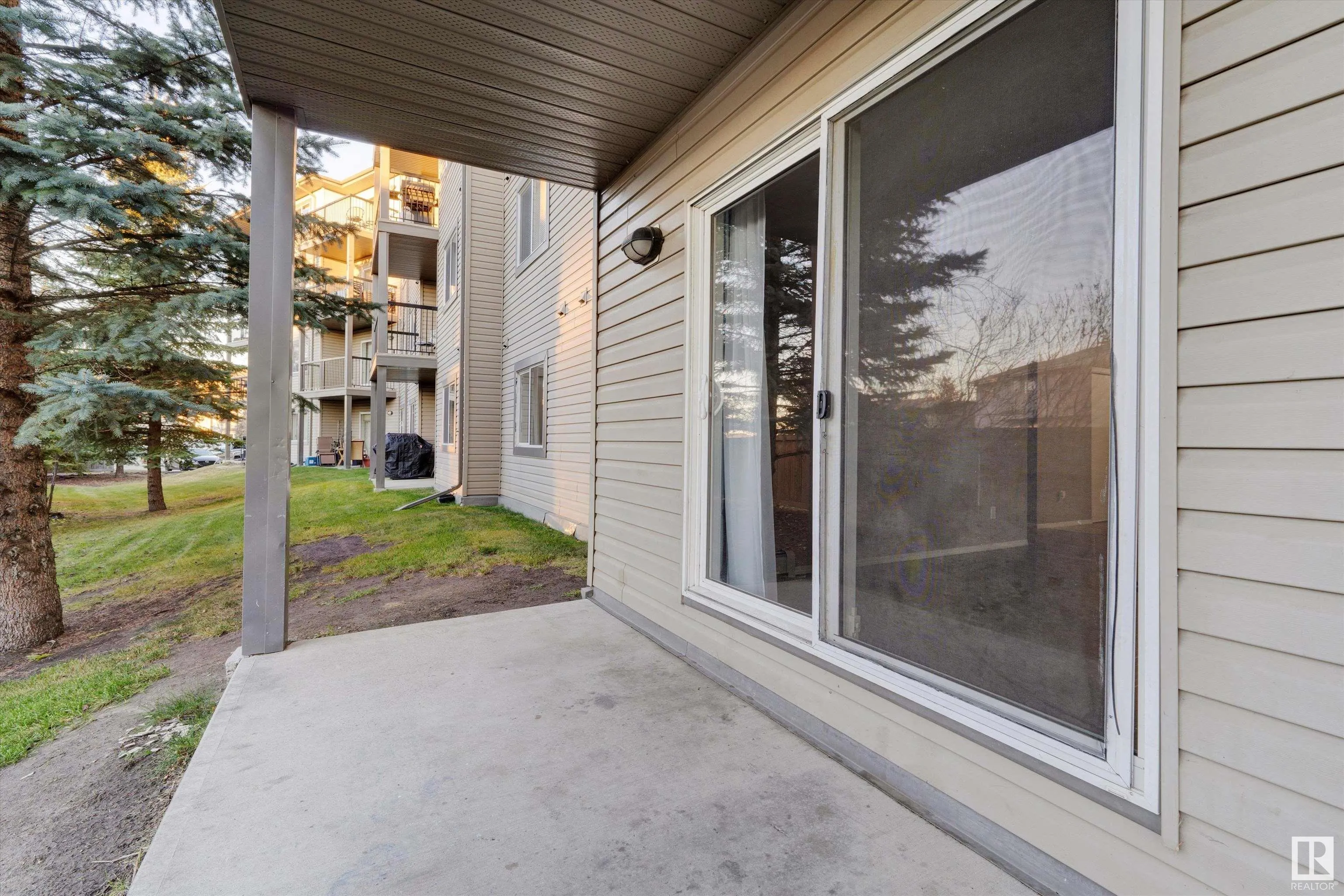 1180 HYNDMAN Road