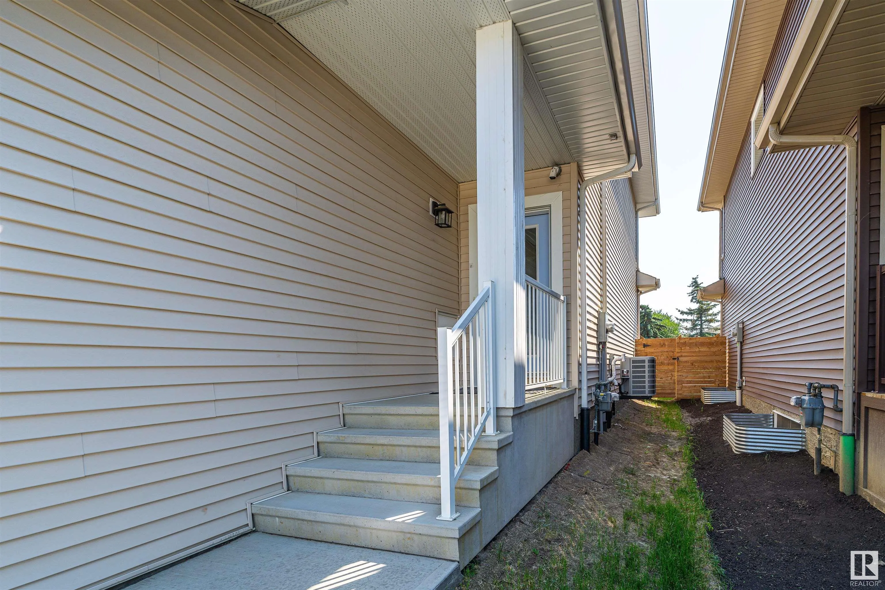 55 JAMISON Crescent