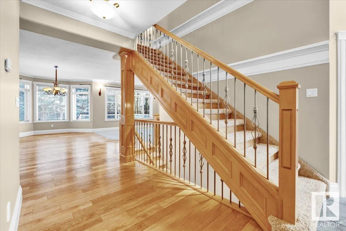 27 KINGDOM Place