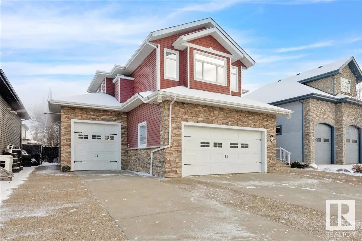 27 KINGDOM Place