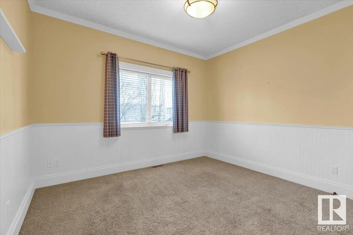 27 KINGDOM Place