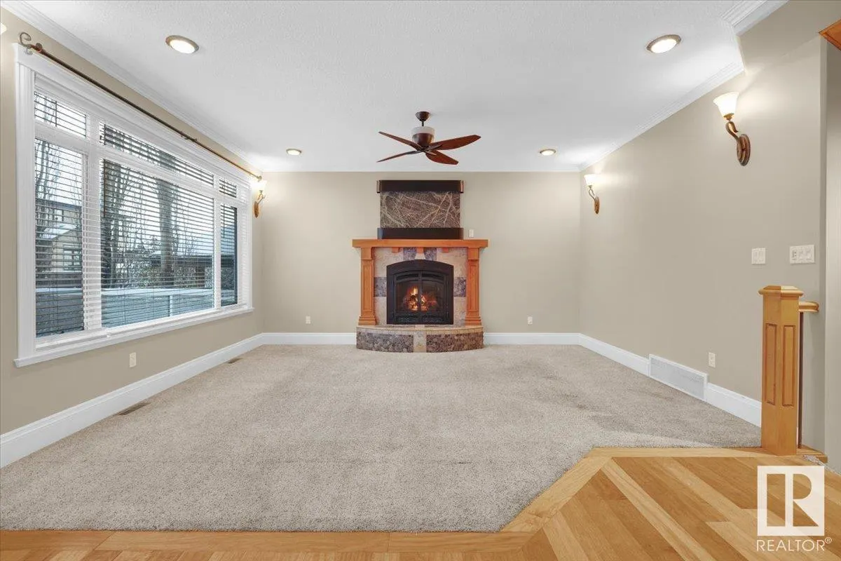 27 KINGDOM Place
