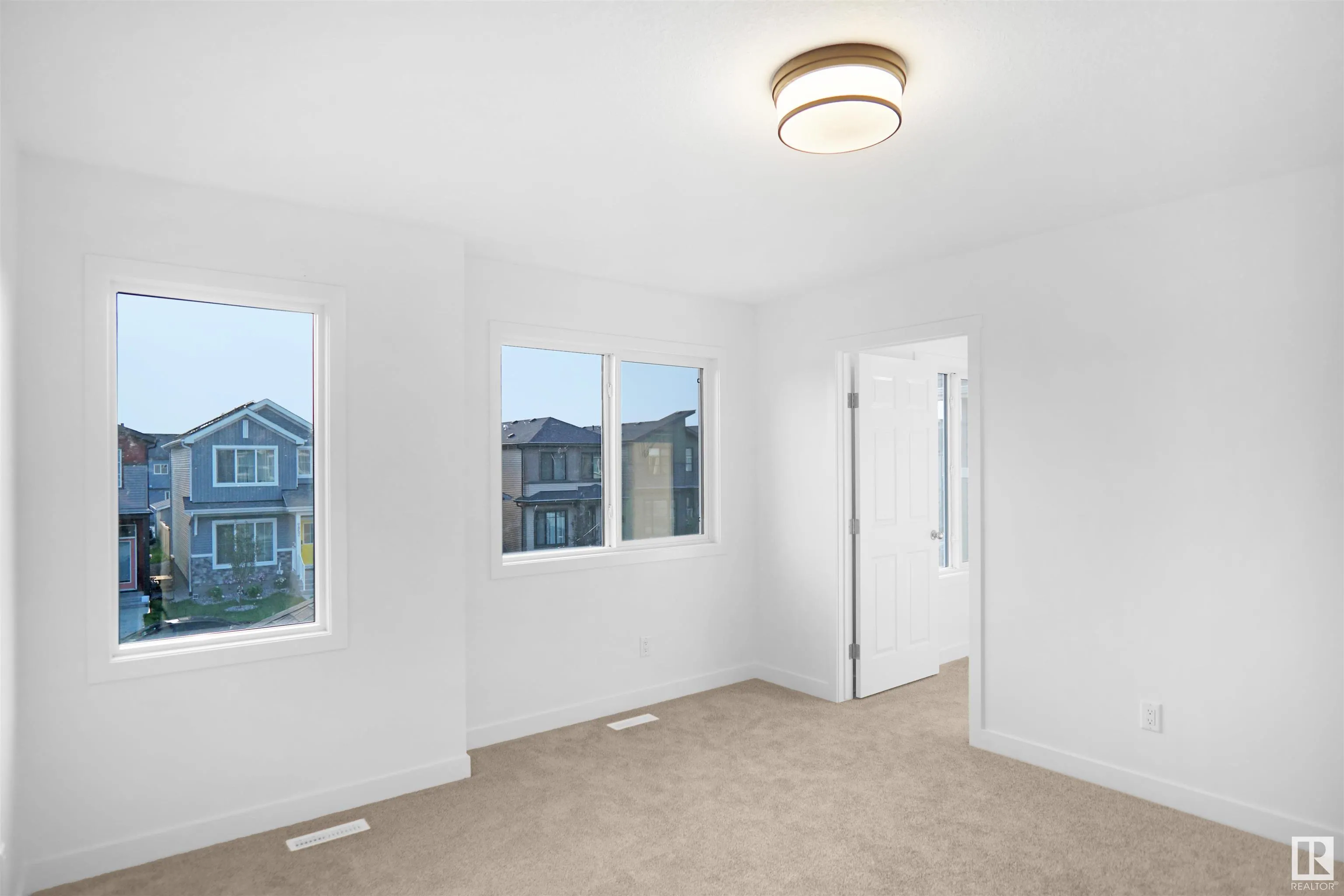 266 SUNLAND Way
