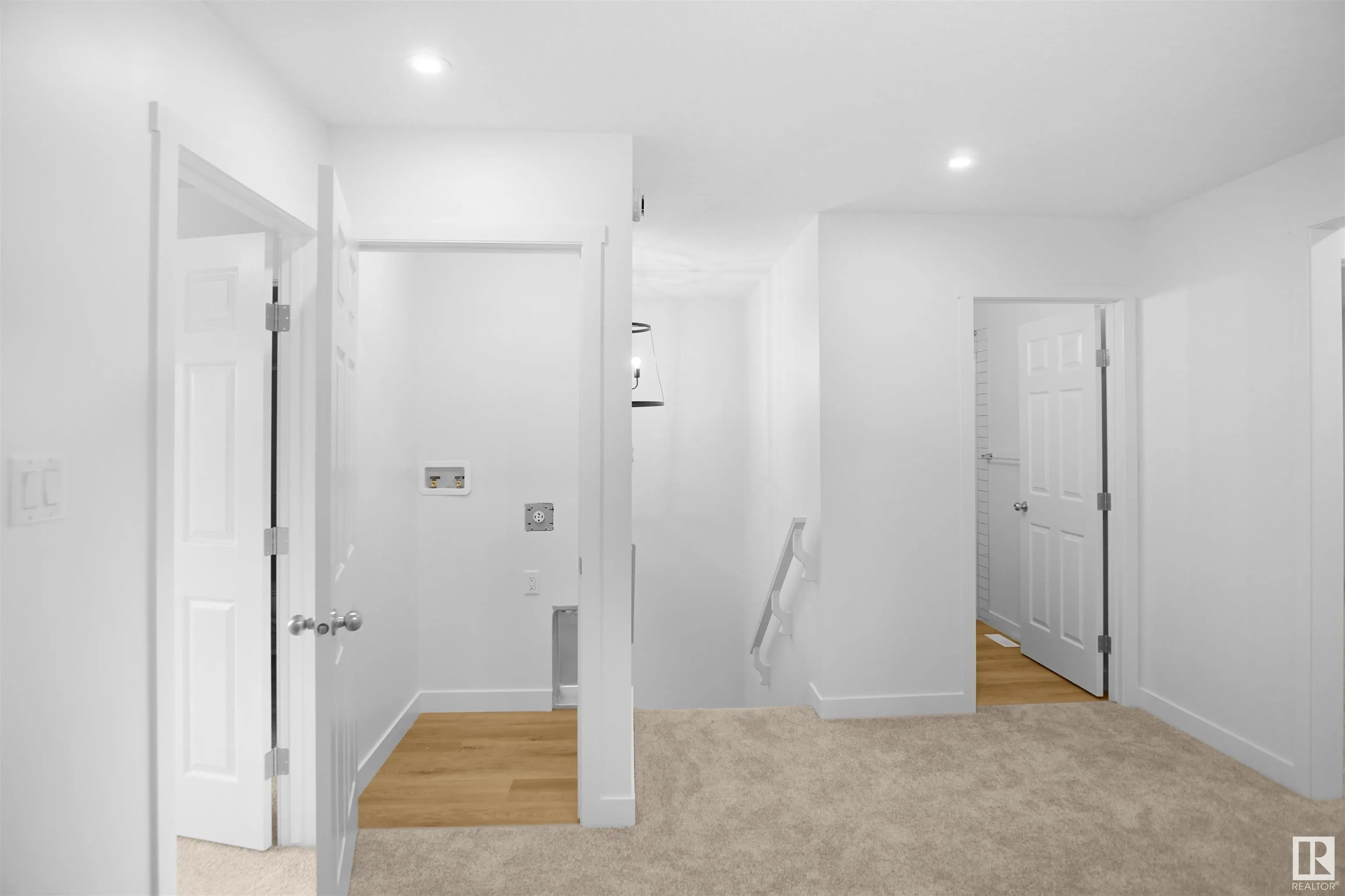266 SUNLAND Way