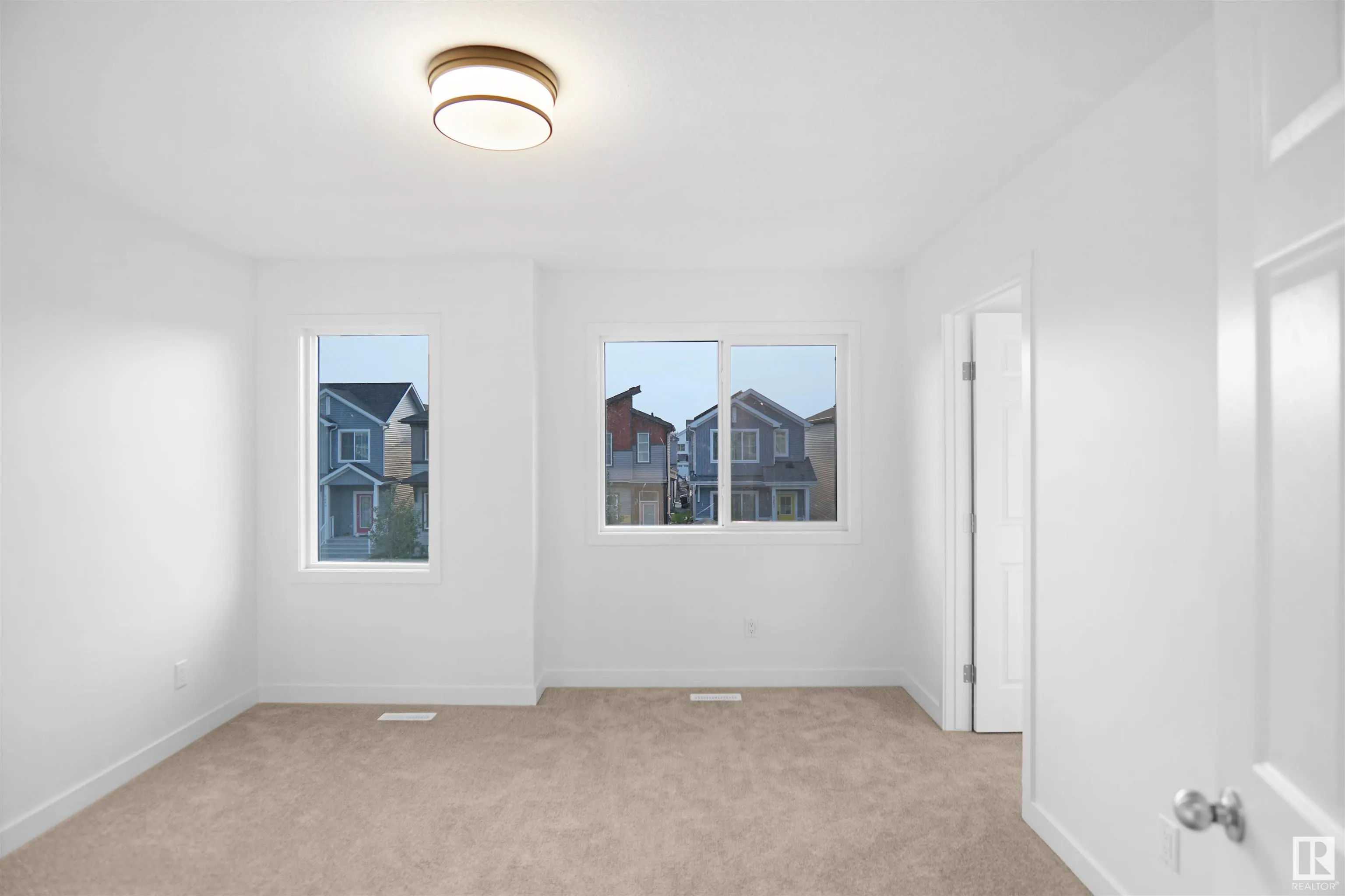 266 SUNLAND Way