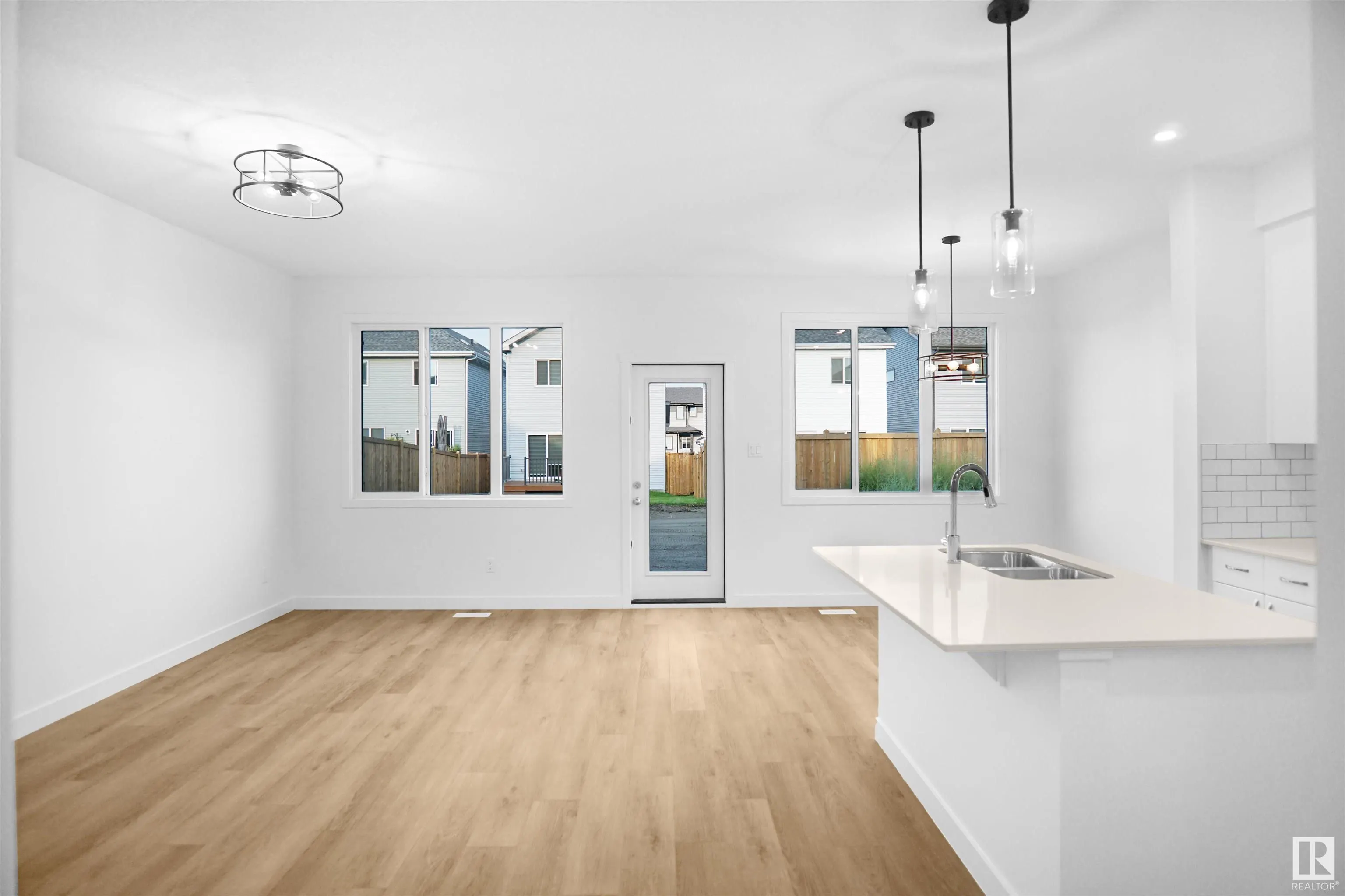 266 SUNLAND Way