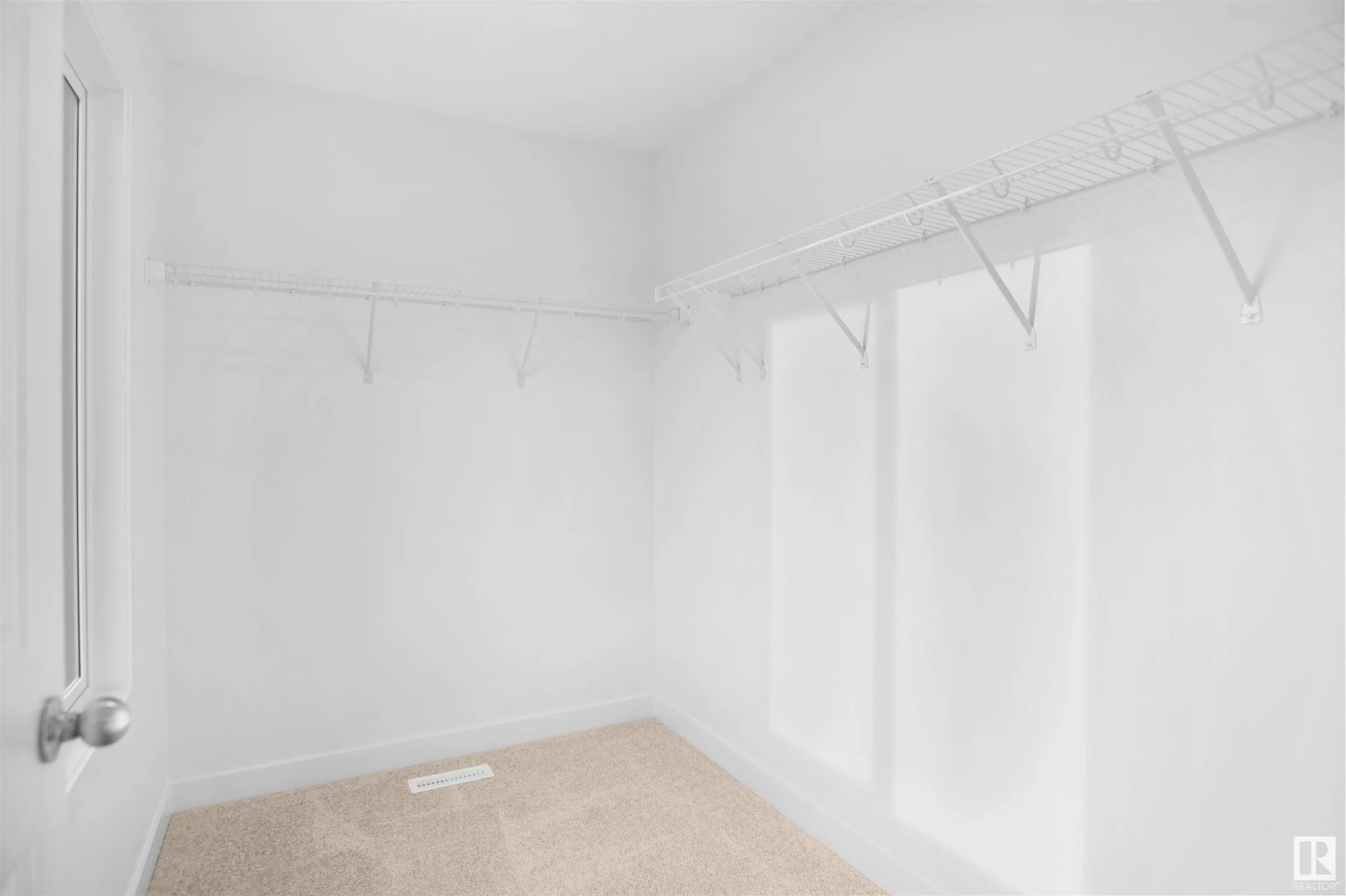 266 SUNLAND Way