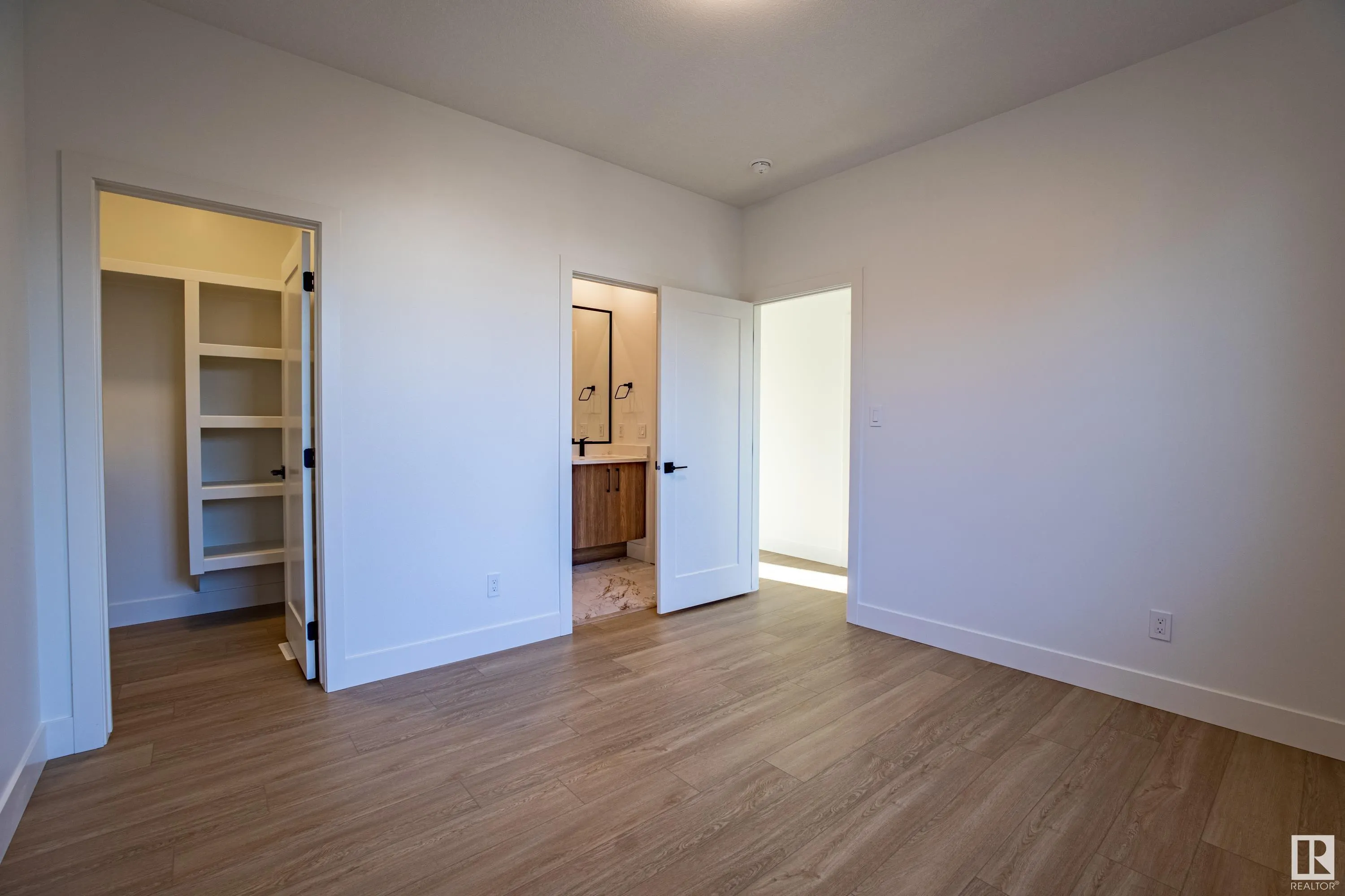 6115 CRAWFORD Drive