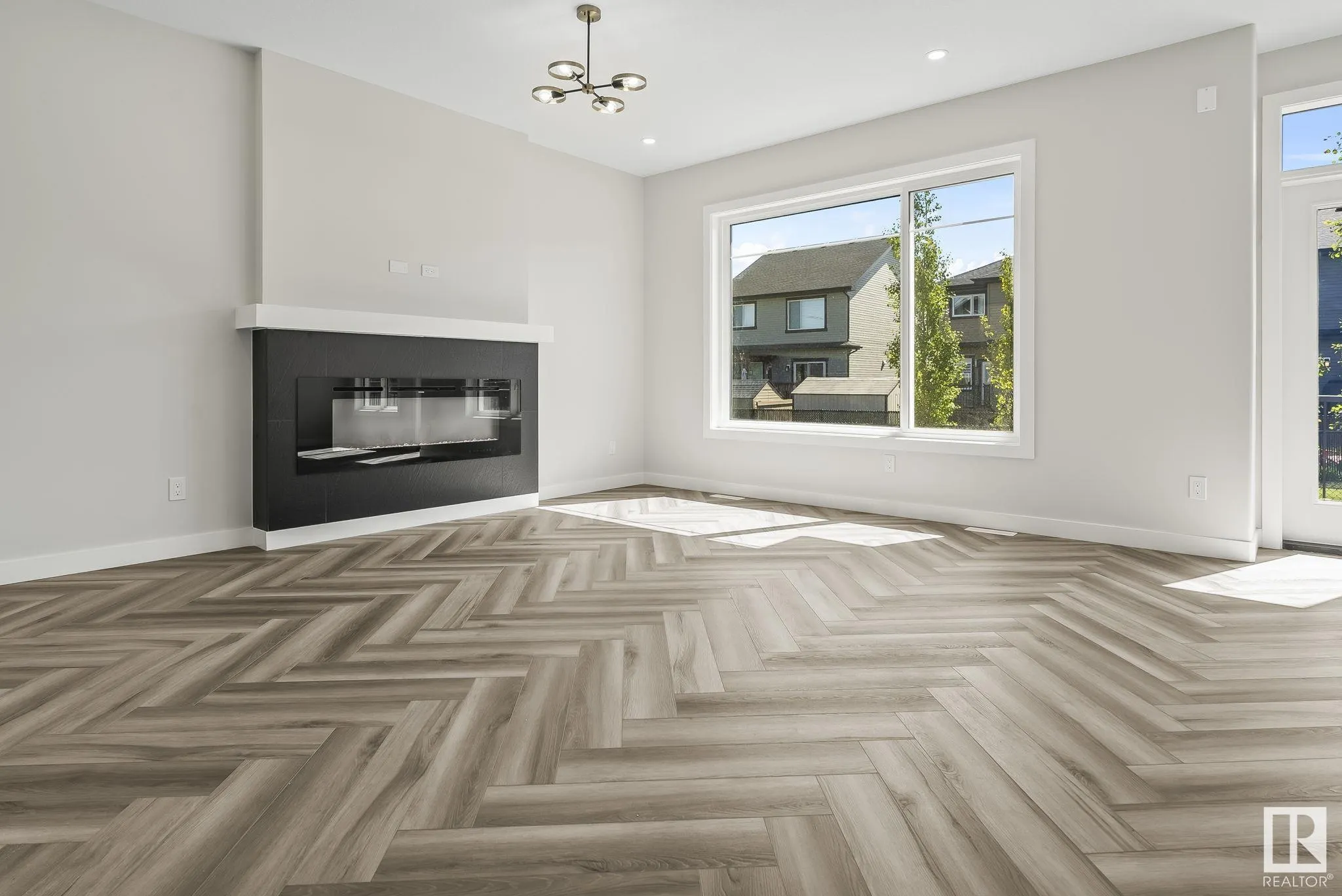 144 Larch Crescent
