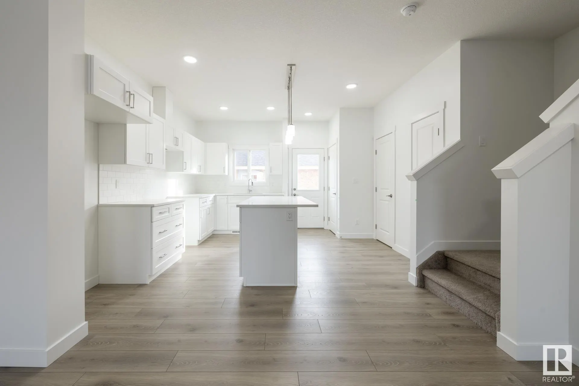 214 Salisbury Way