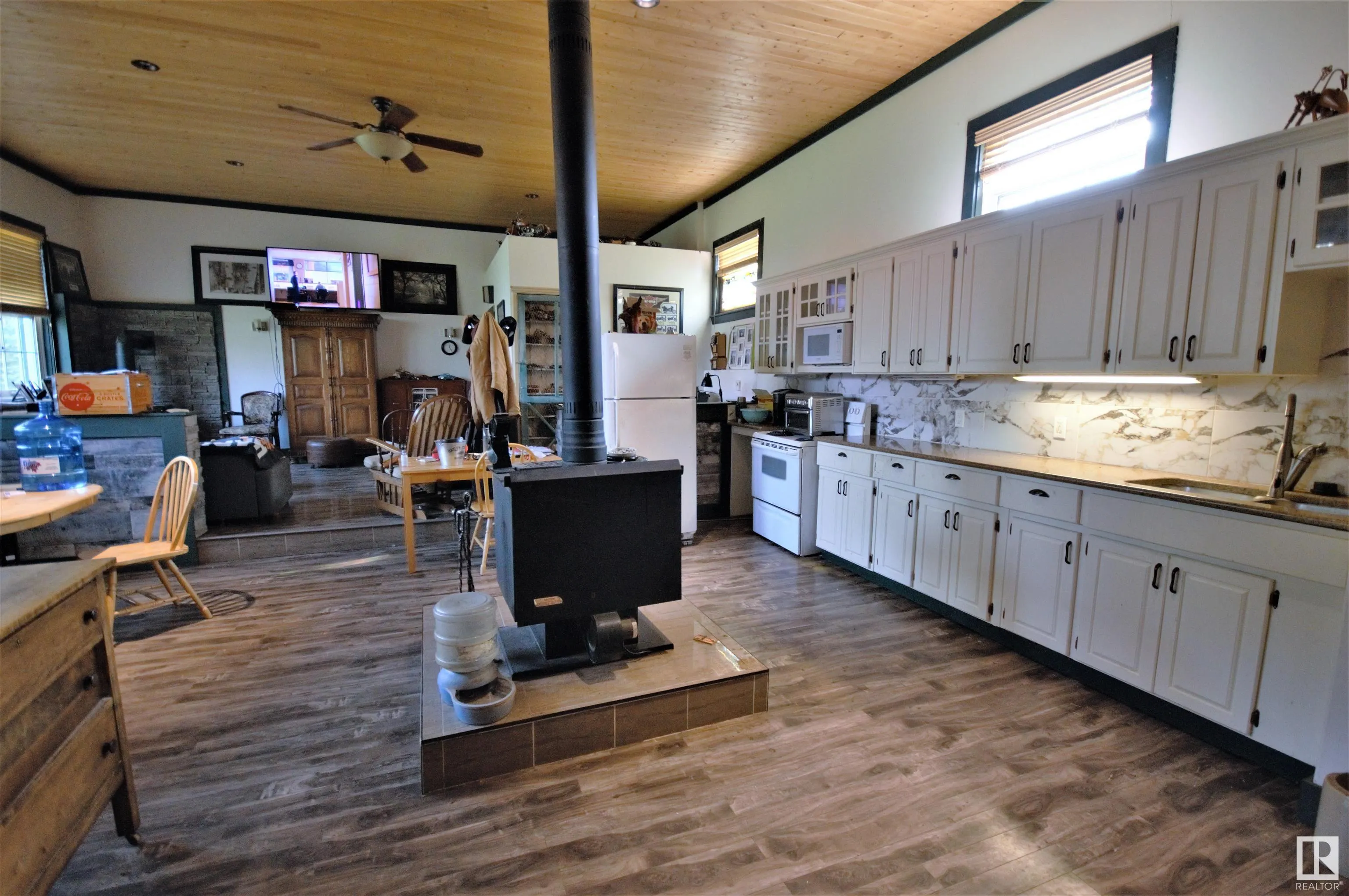 63513 Rge Rd 471