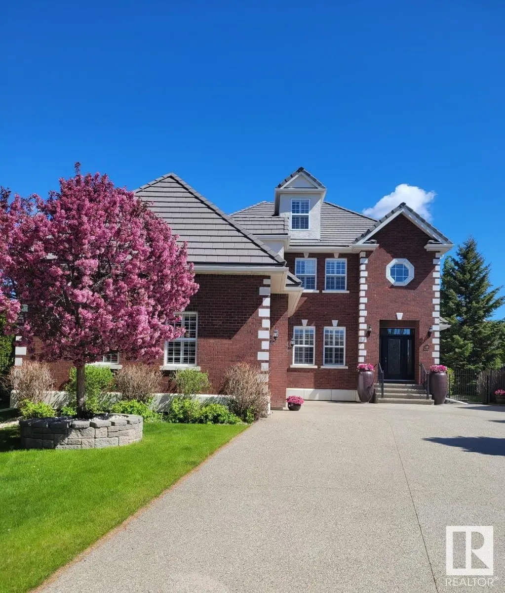 10 KARLYLE Court