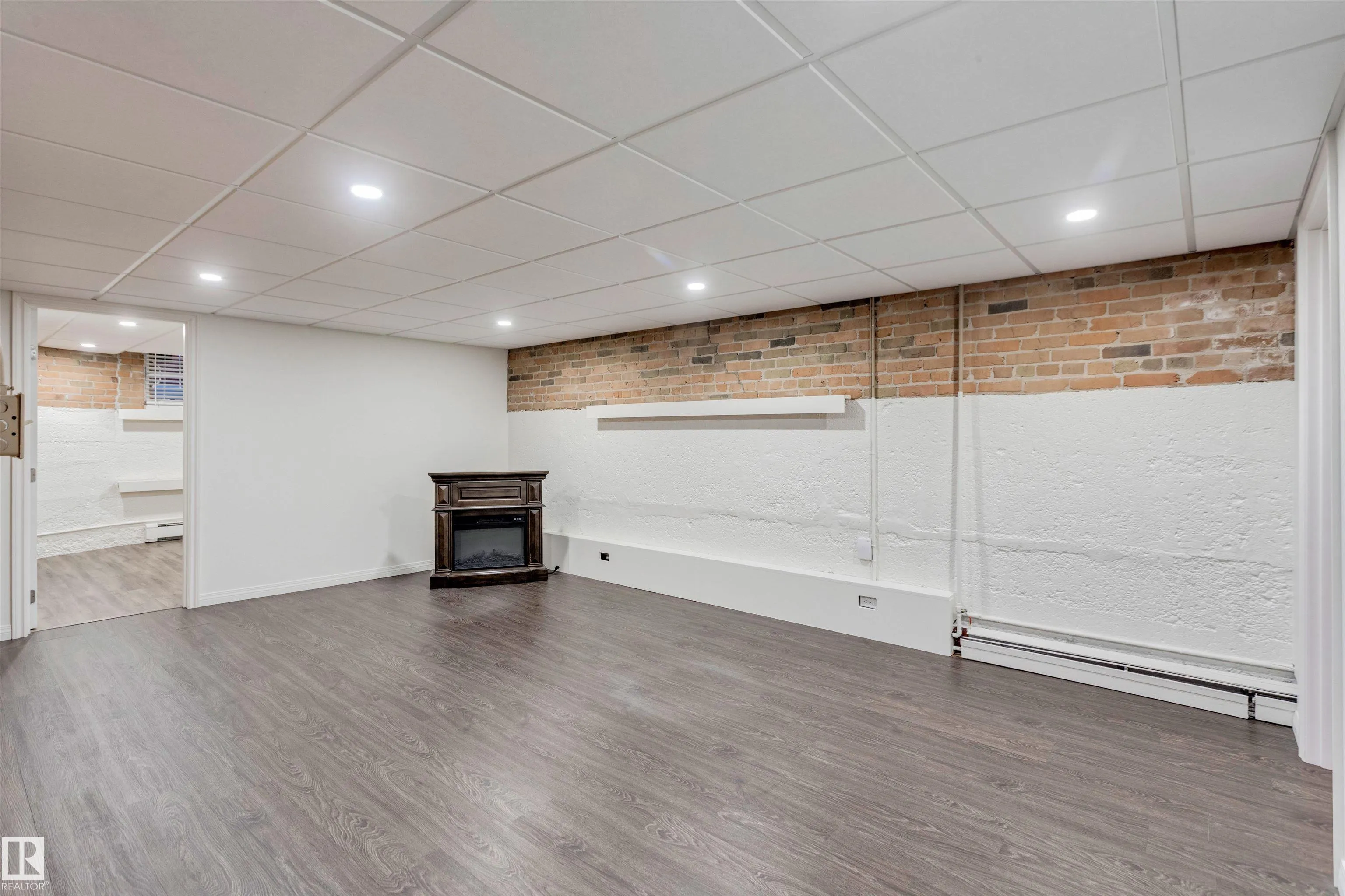 10417 SASKATCHEWAN Drive