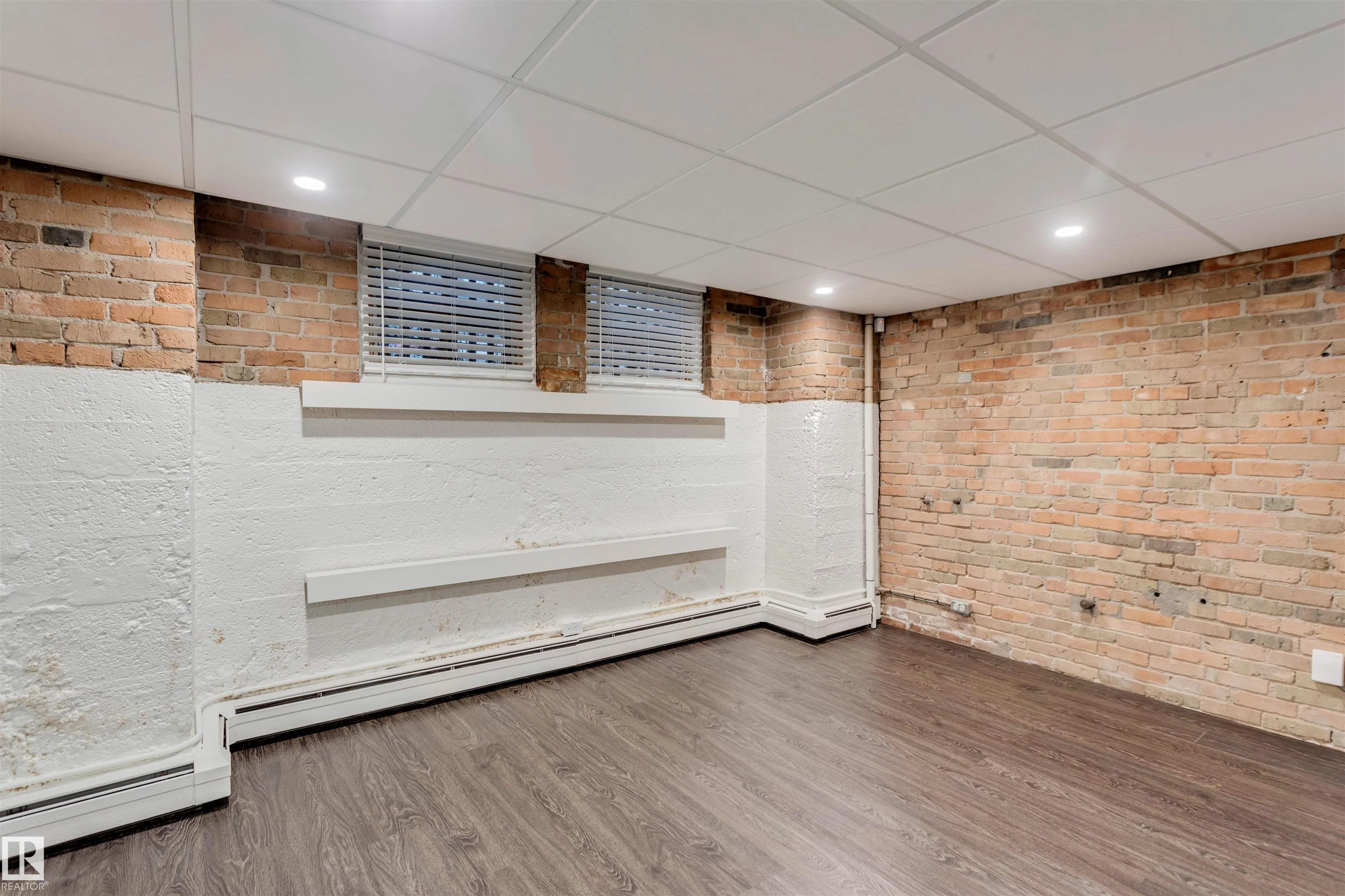 10417 SASKATCHEWAN Drive