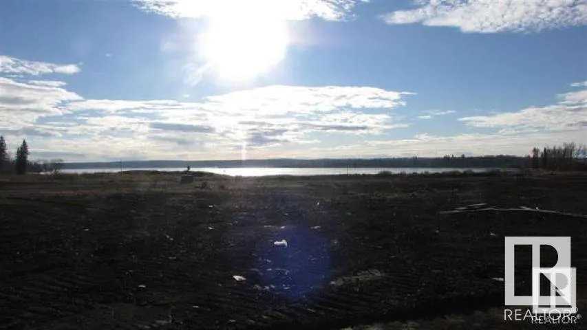 42 Highway 633 and Range Road 54