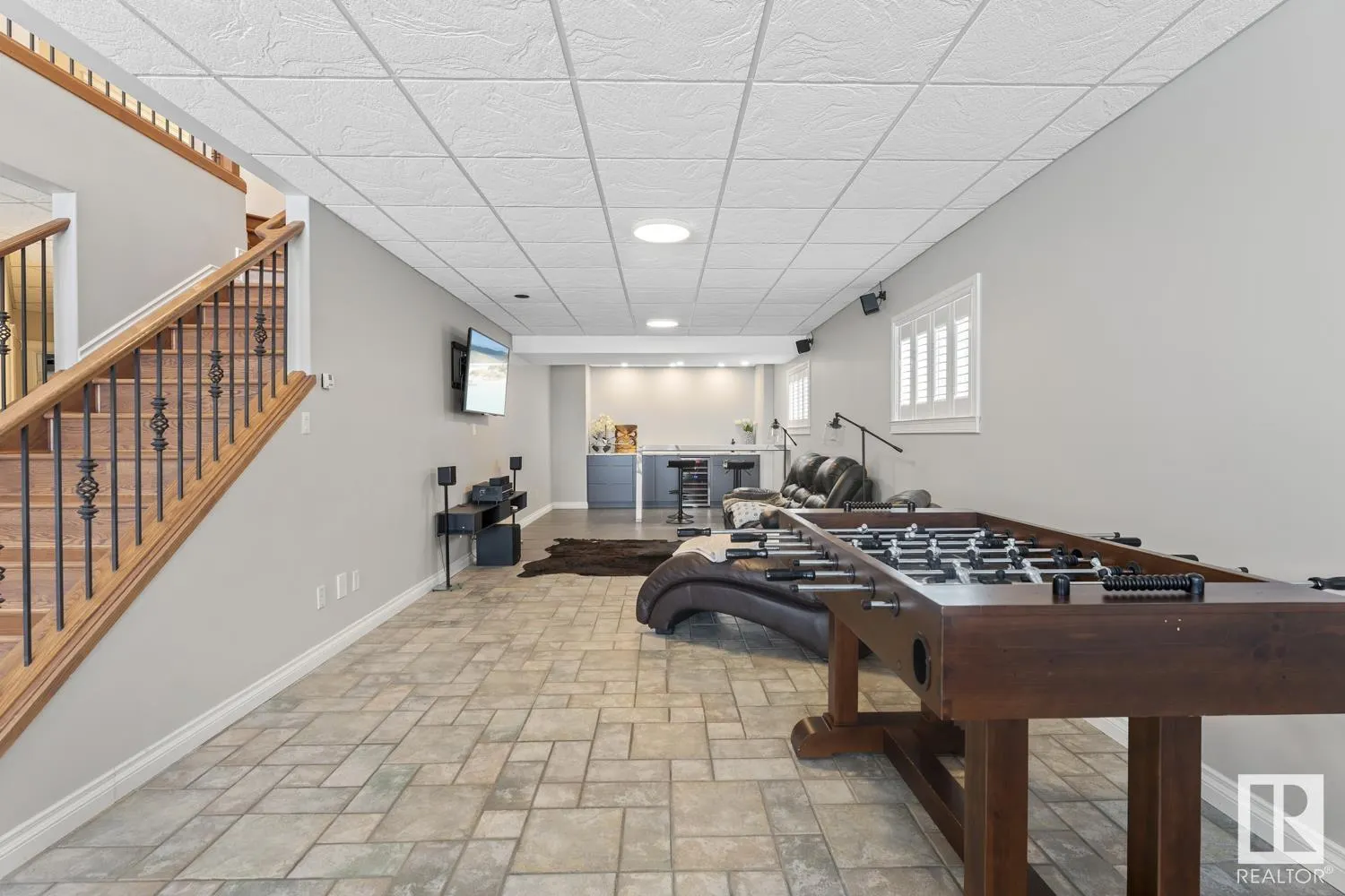 718 Beach Avenue