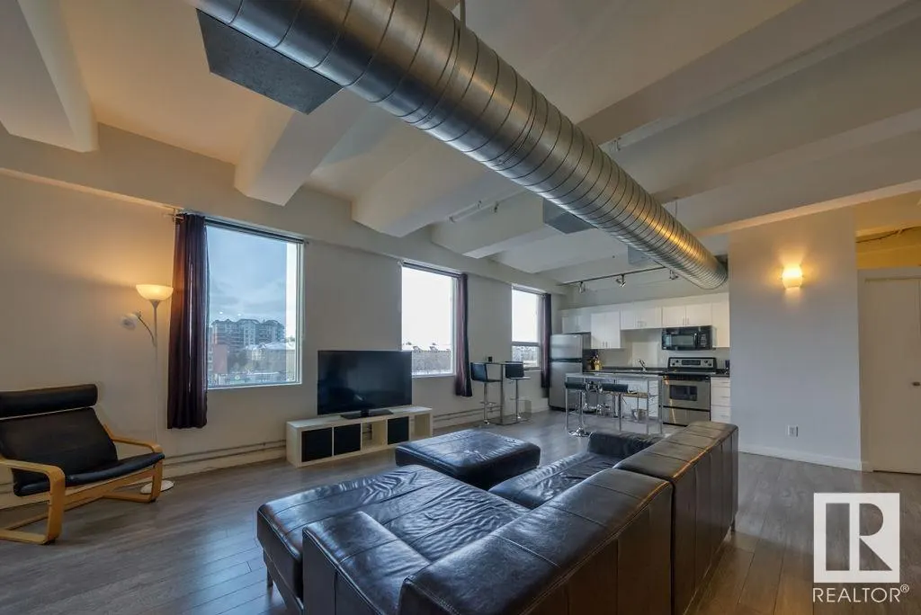 10105 109 Street