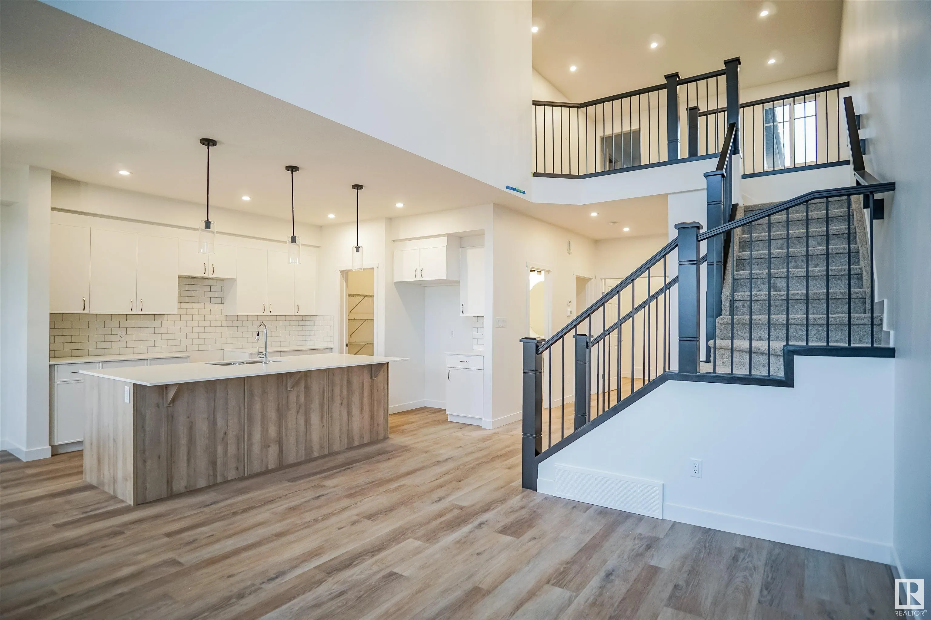 195 Caledon